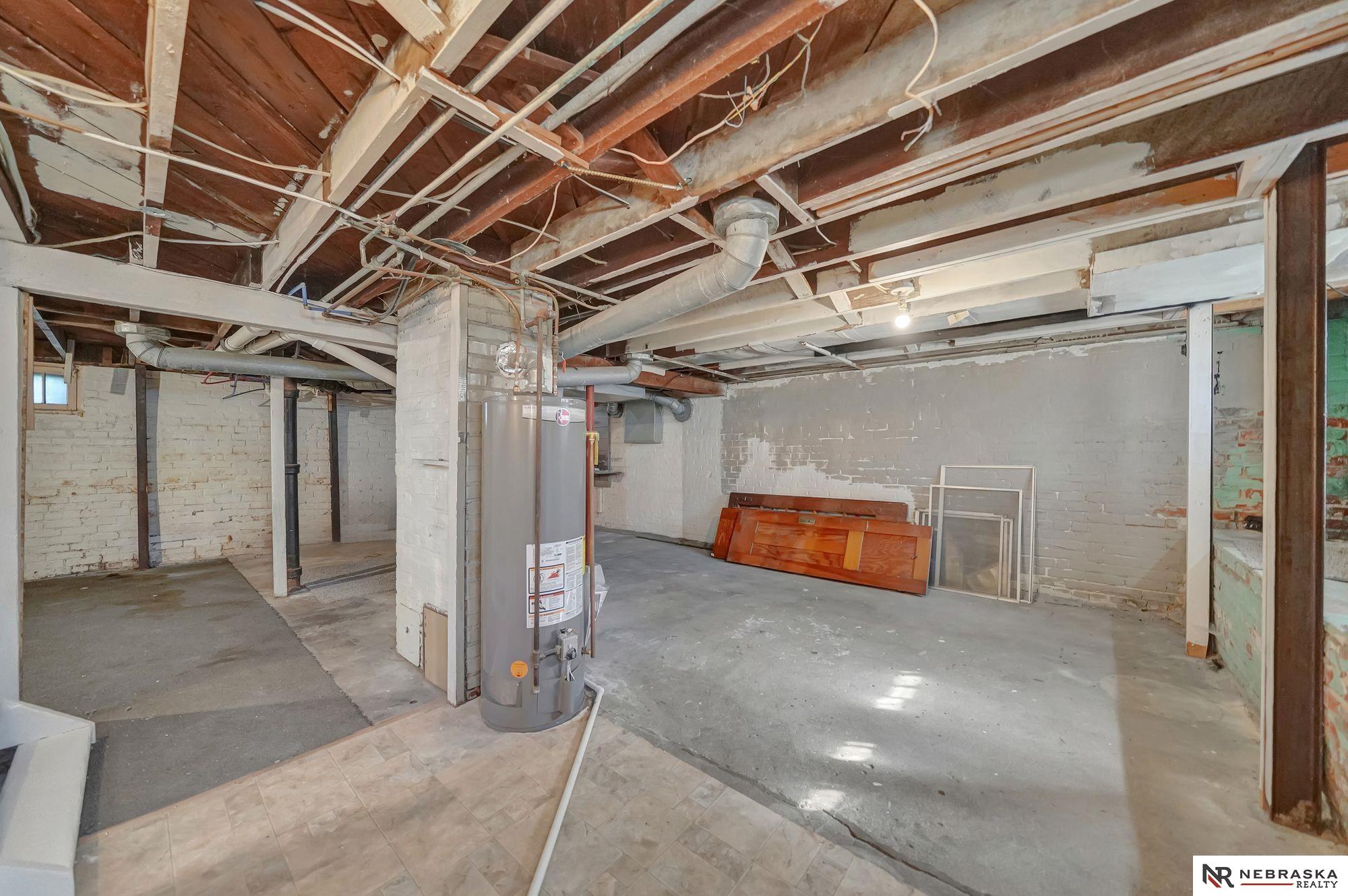 609 N 5th Street