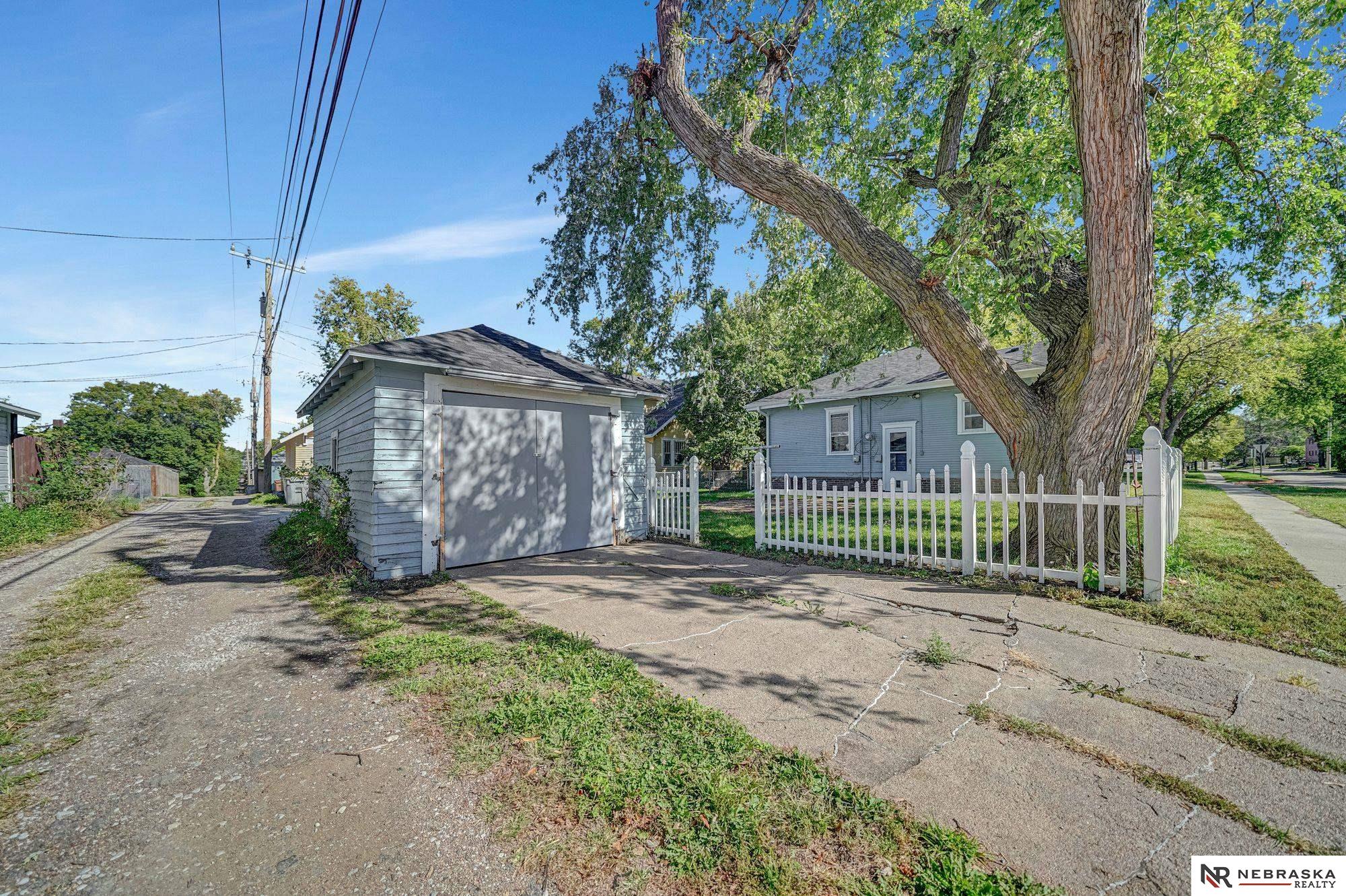 609 N 5th Street
