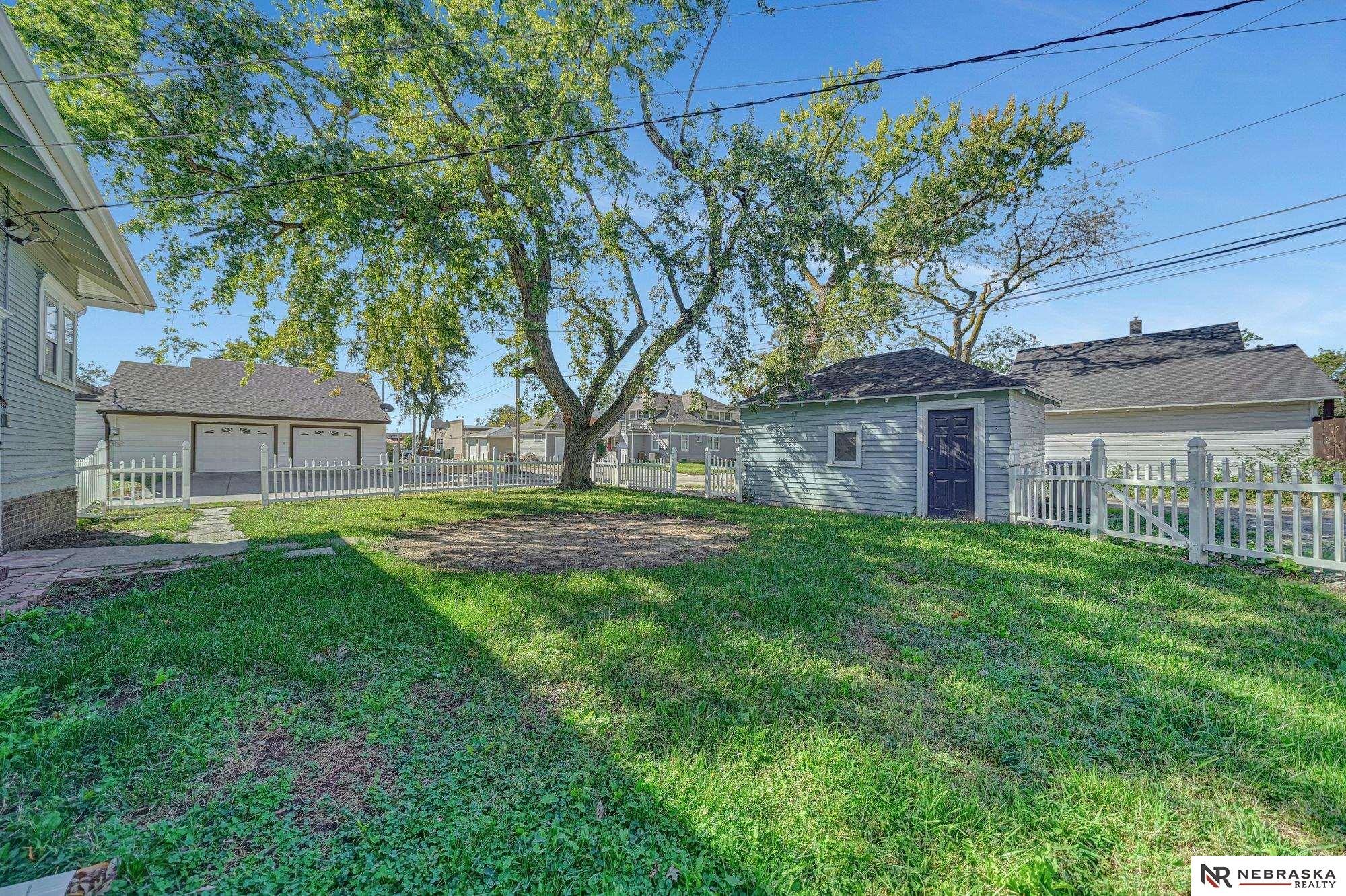 609 N 5th Street