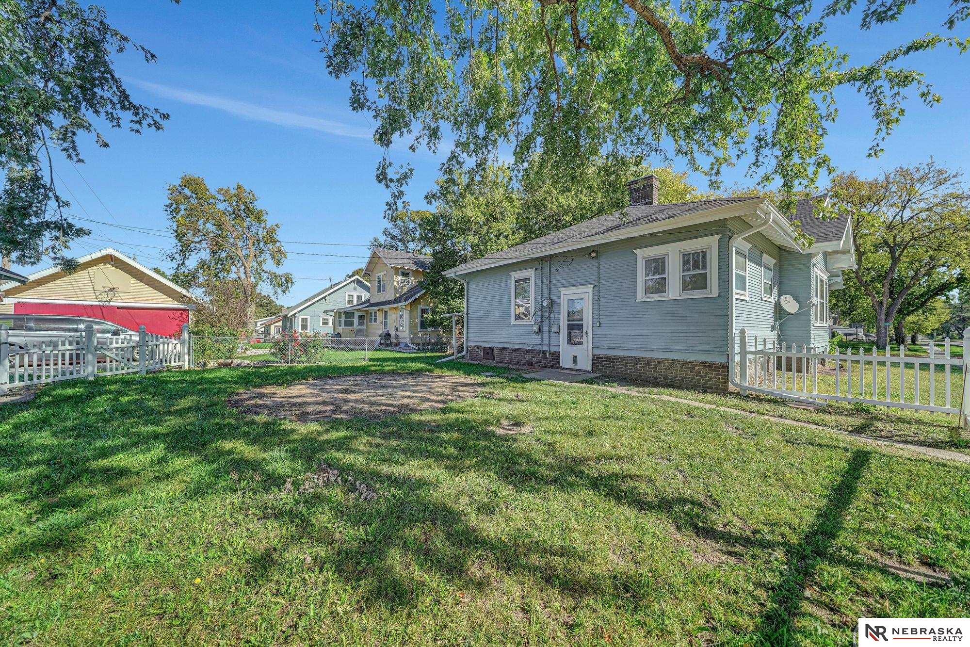 609 N 5th Street