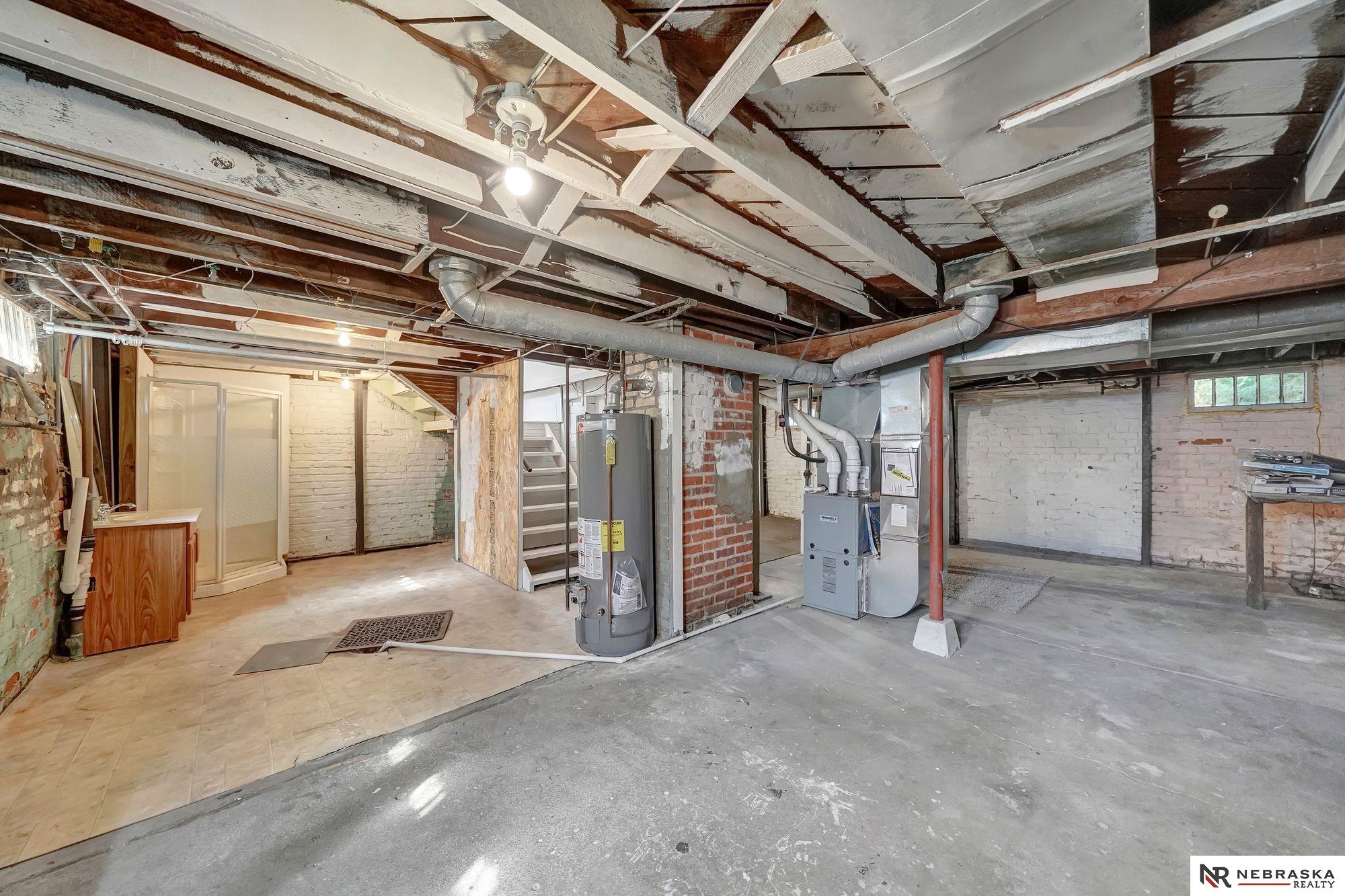 609 N 5th Street