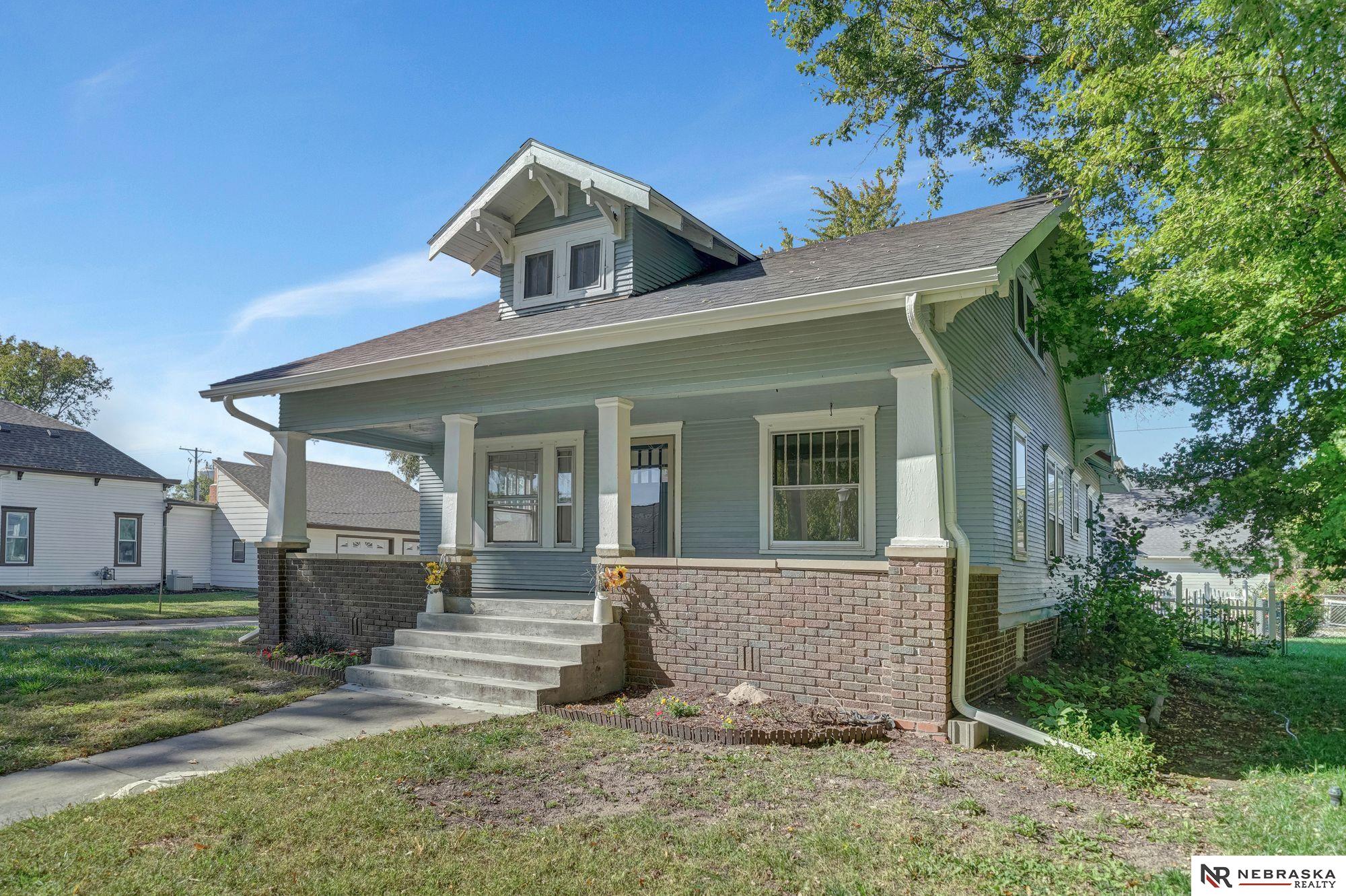609 N 5th Street