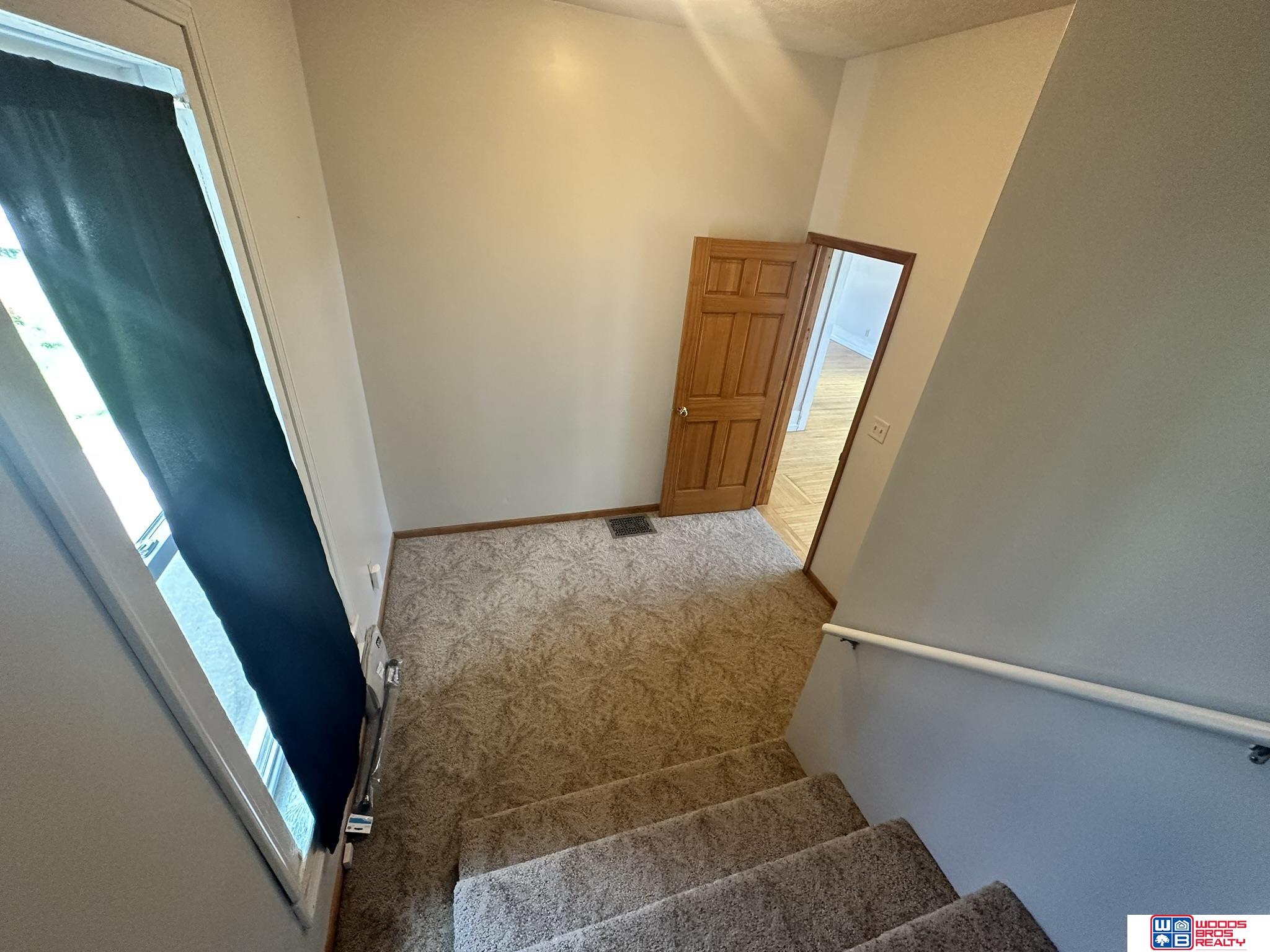 319 S 4th Street