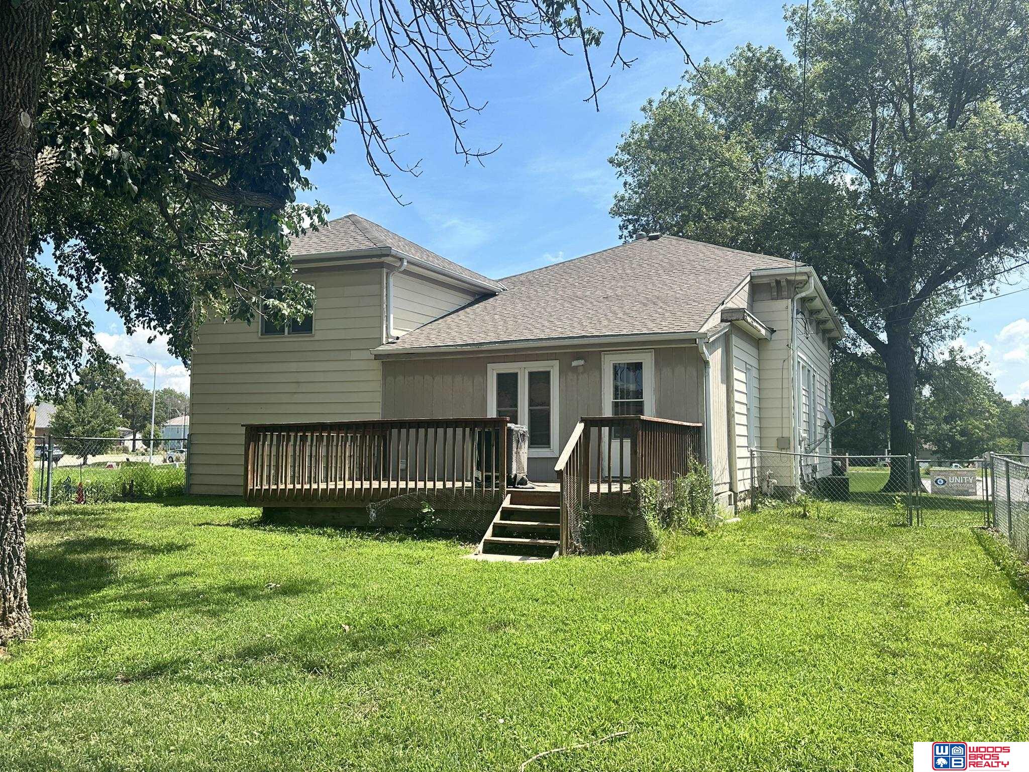 319 S 4th Street