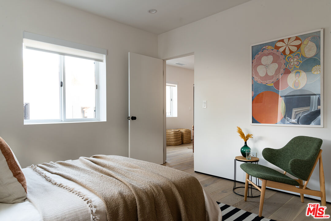 2018 N Vista Del Mar Ave