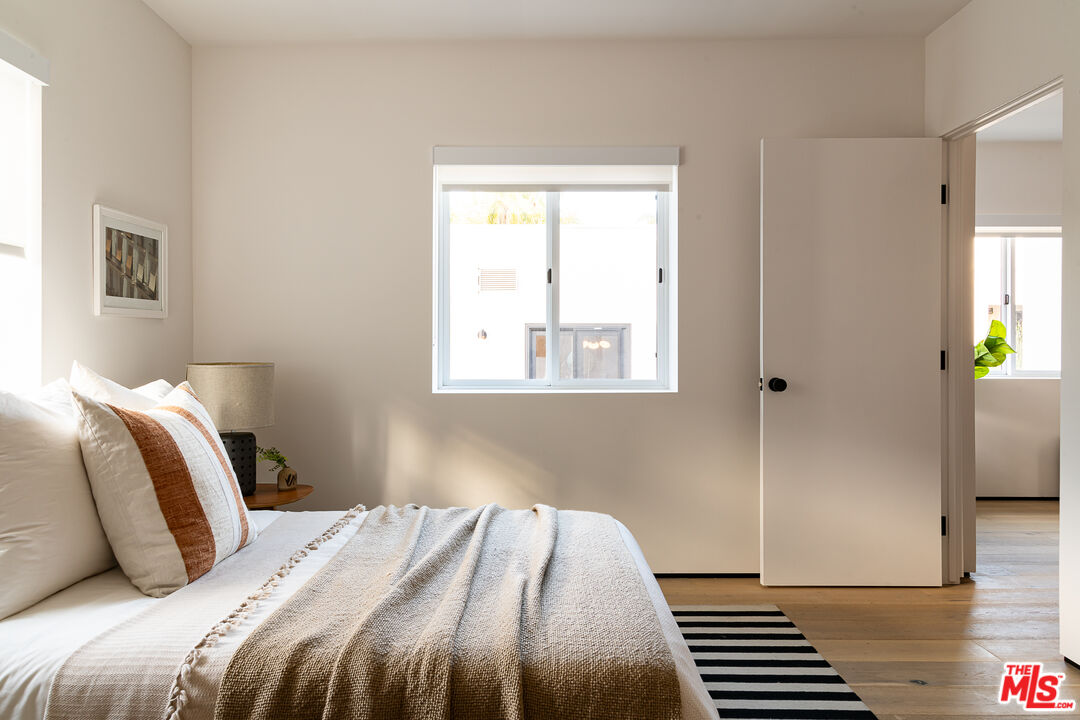 2018 N Vista Del Mar Ave