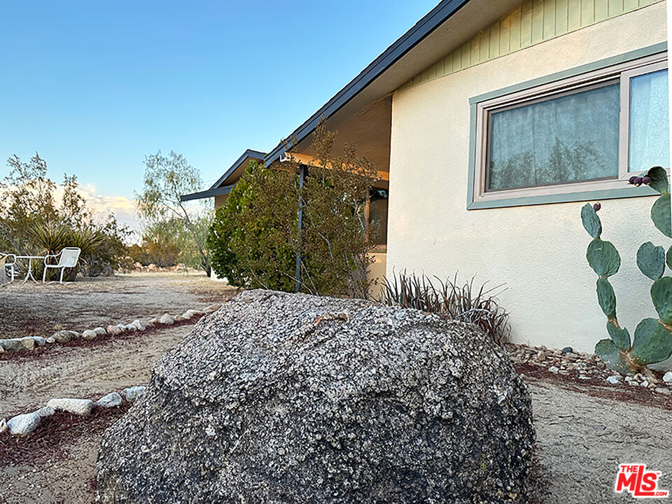 61941 Mountain View Cir