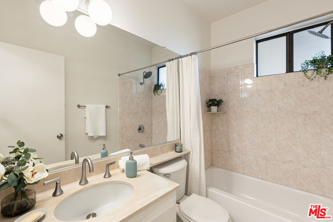 4147 Via Marisol Unit: 303