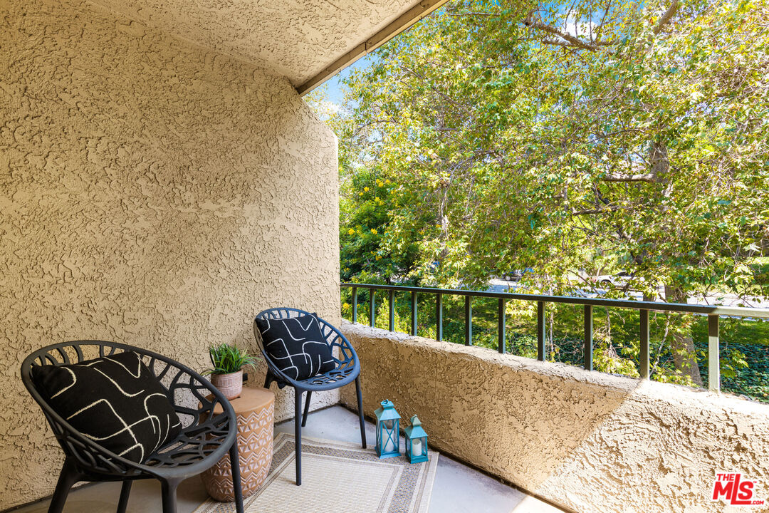 4147 Via Marisol Unit: 303