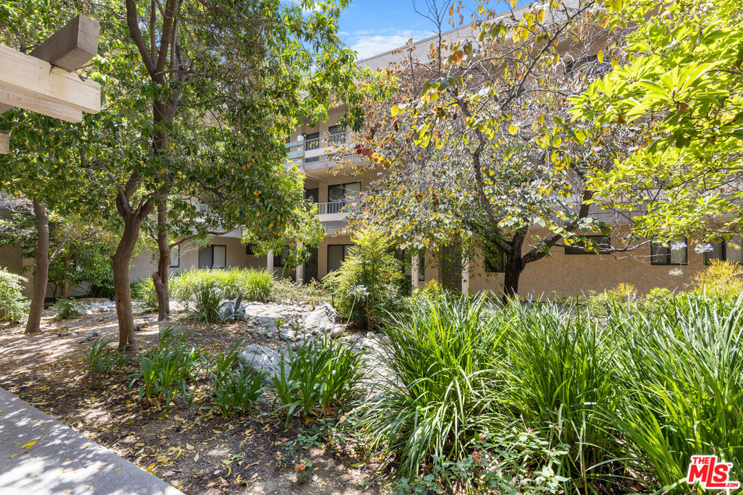 4147 Via Marisol Unit: 303