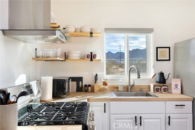 5737 Mojave Ranch RD