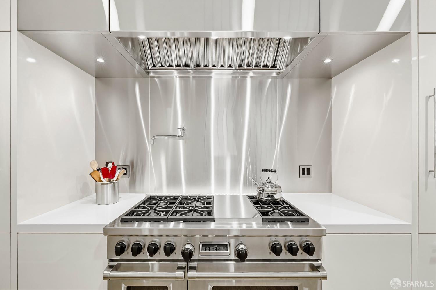 2298 Pacific Avenue # 3