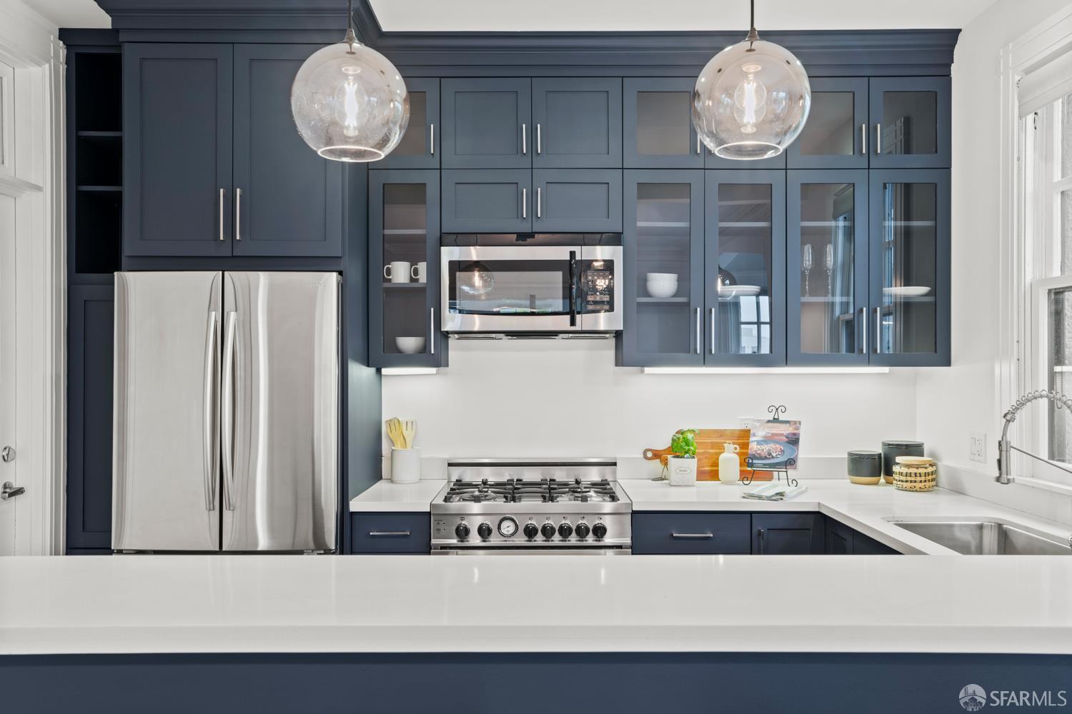 1856 Franklin Street # 6