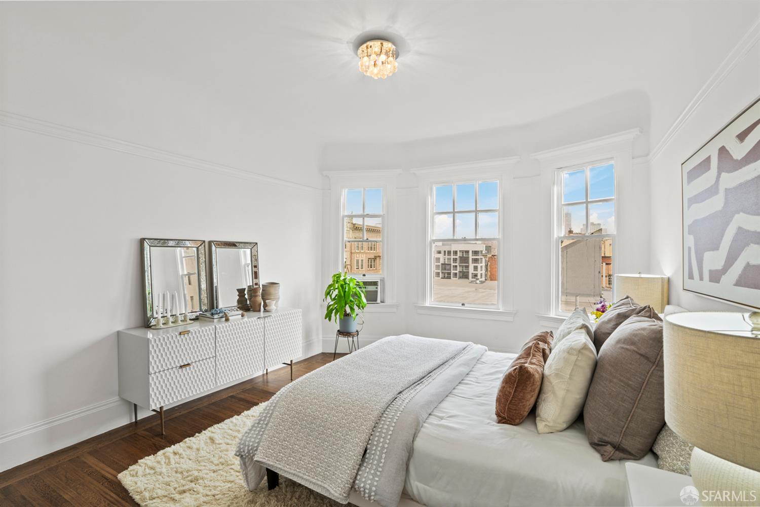 1856 Franklin Street # 6