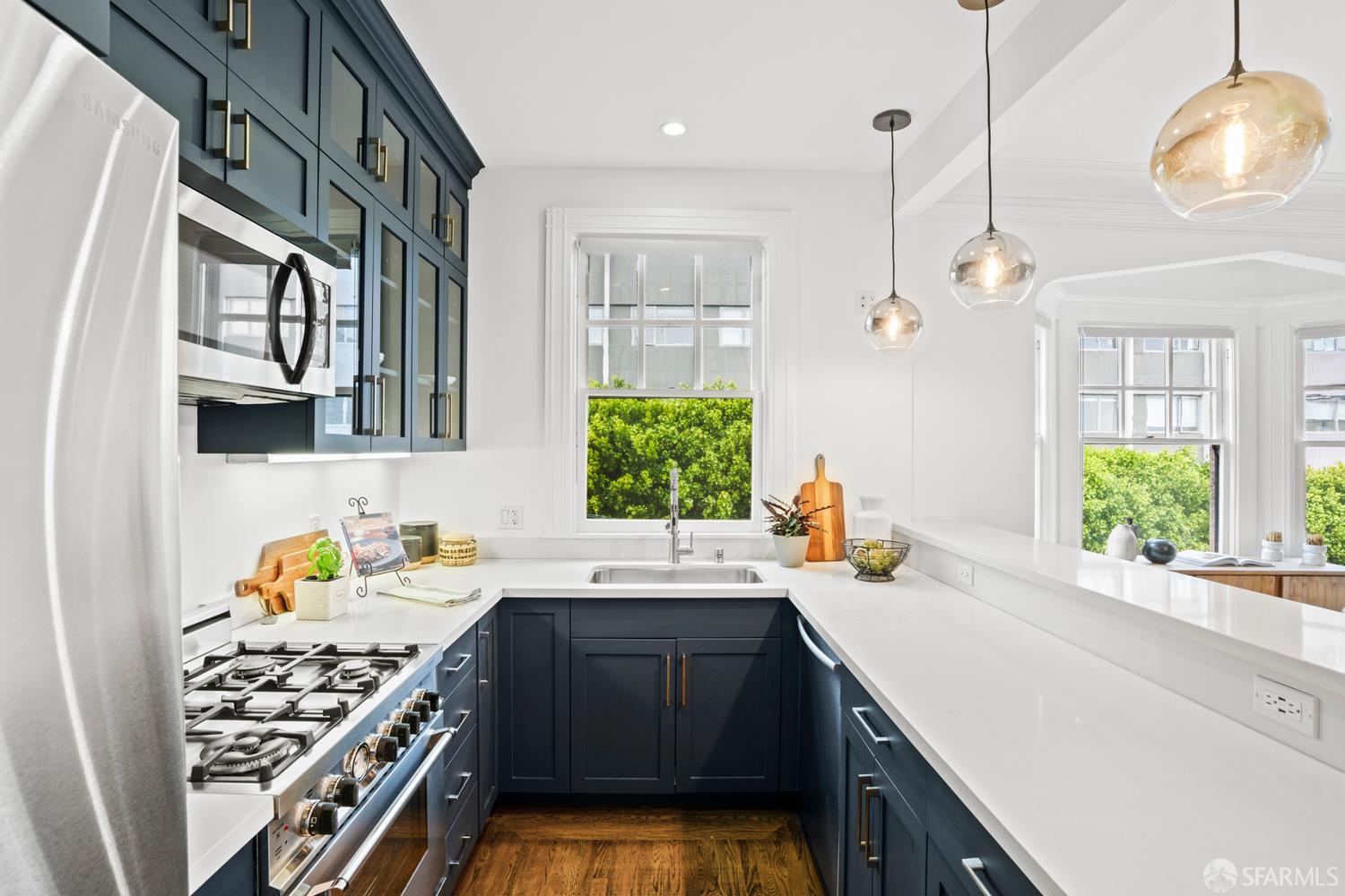 1856 Franklin Street # 6