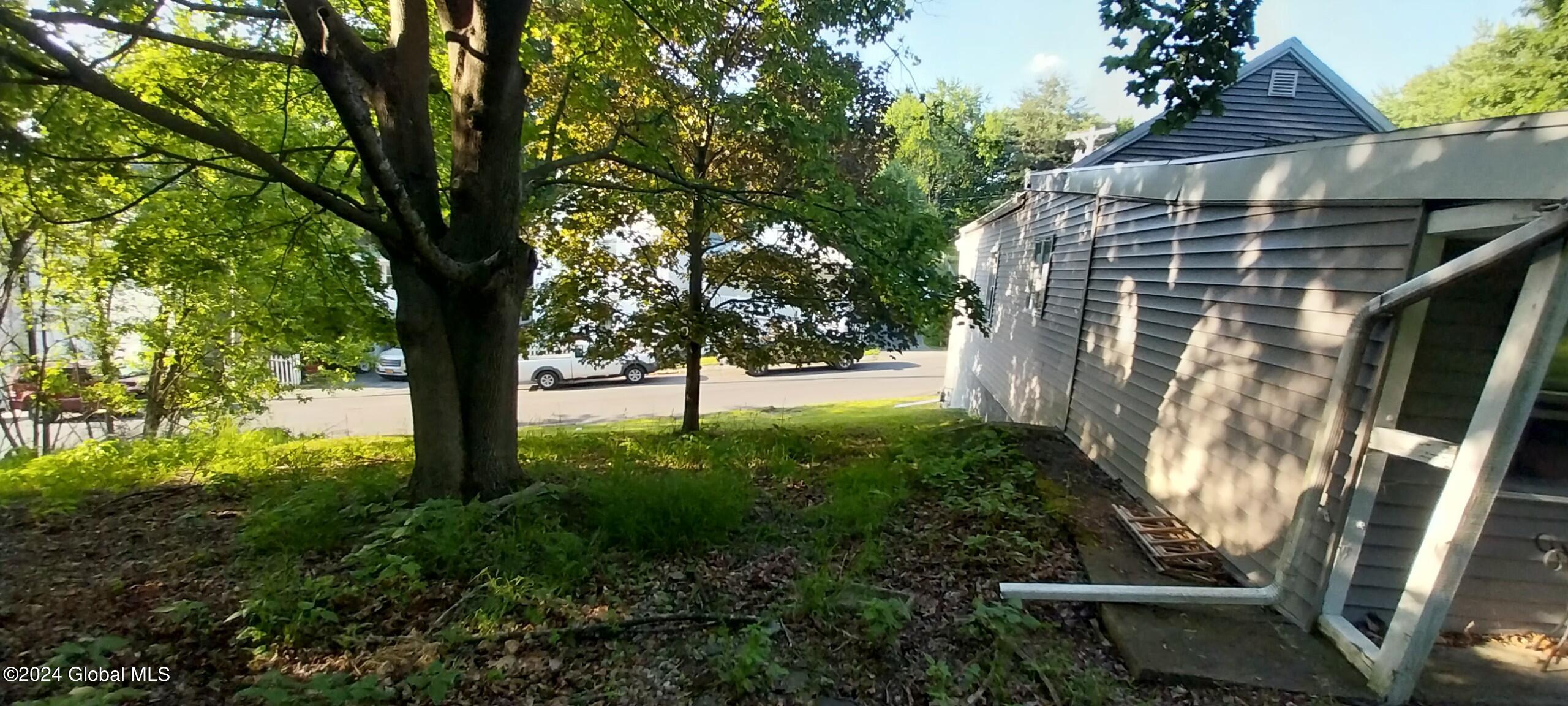 69 Mann Avenue