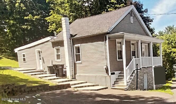 69 Mann Avenue