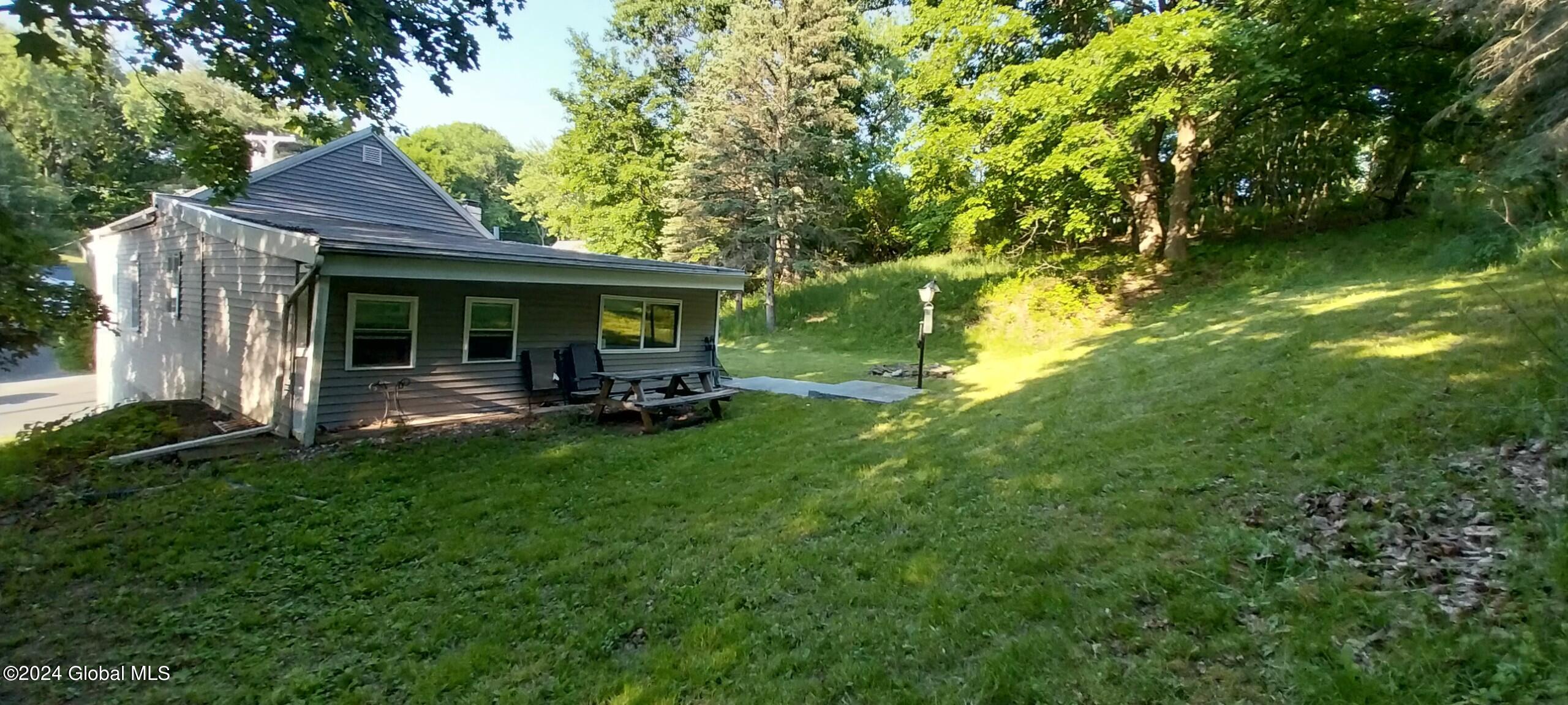 69 Mann Avenue