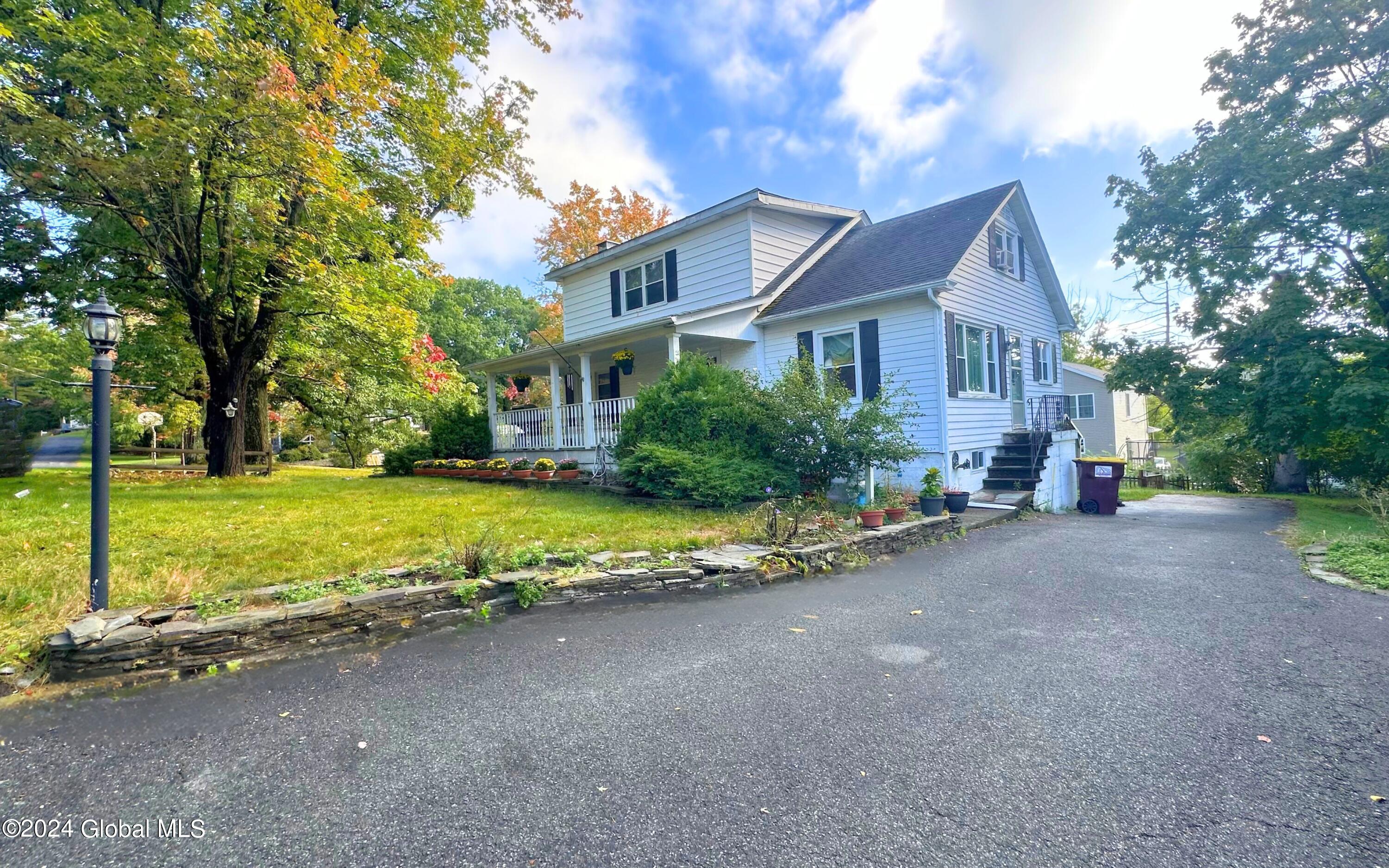 12 Allen Avenue