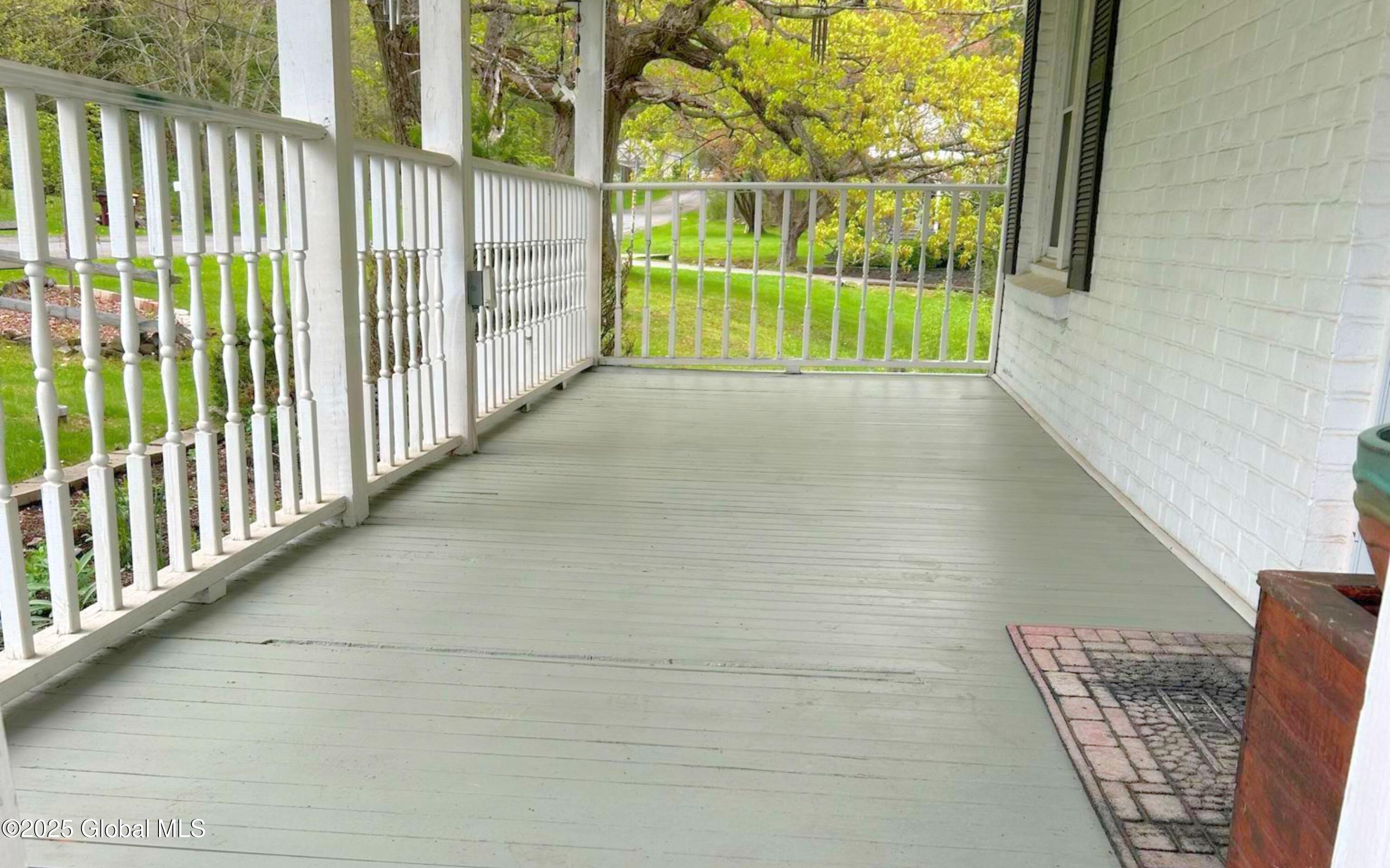 12 Allen Avenue