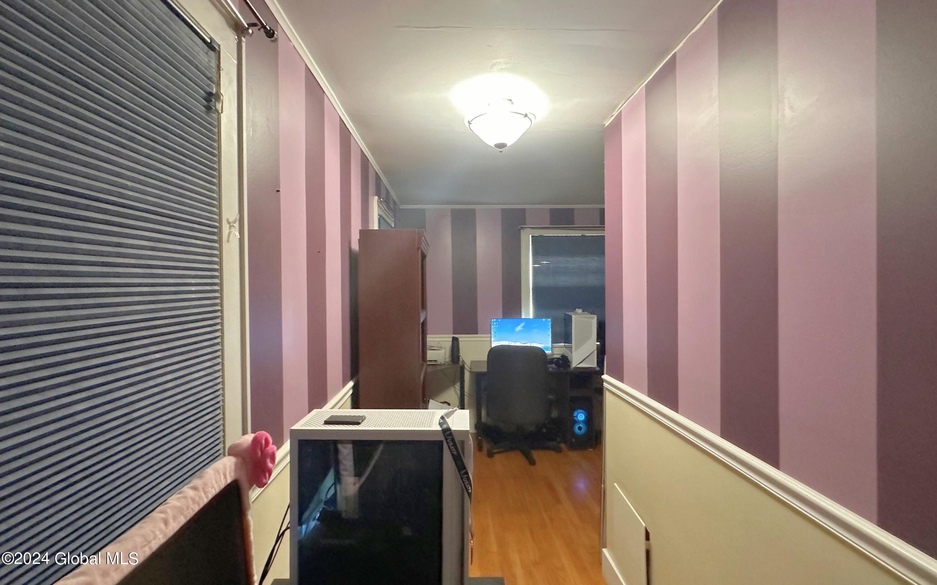 12 Allen Avenue