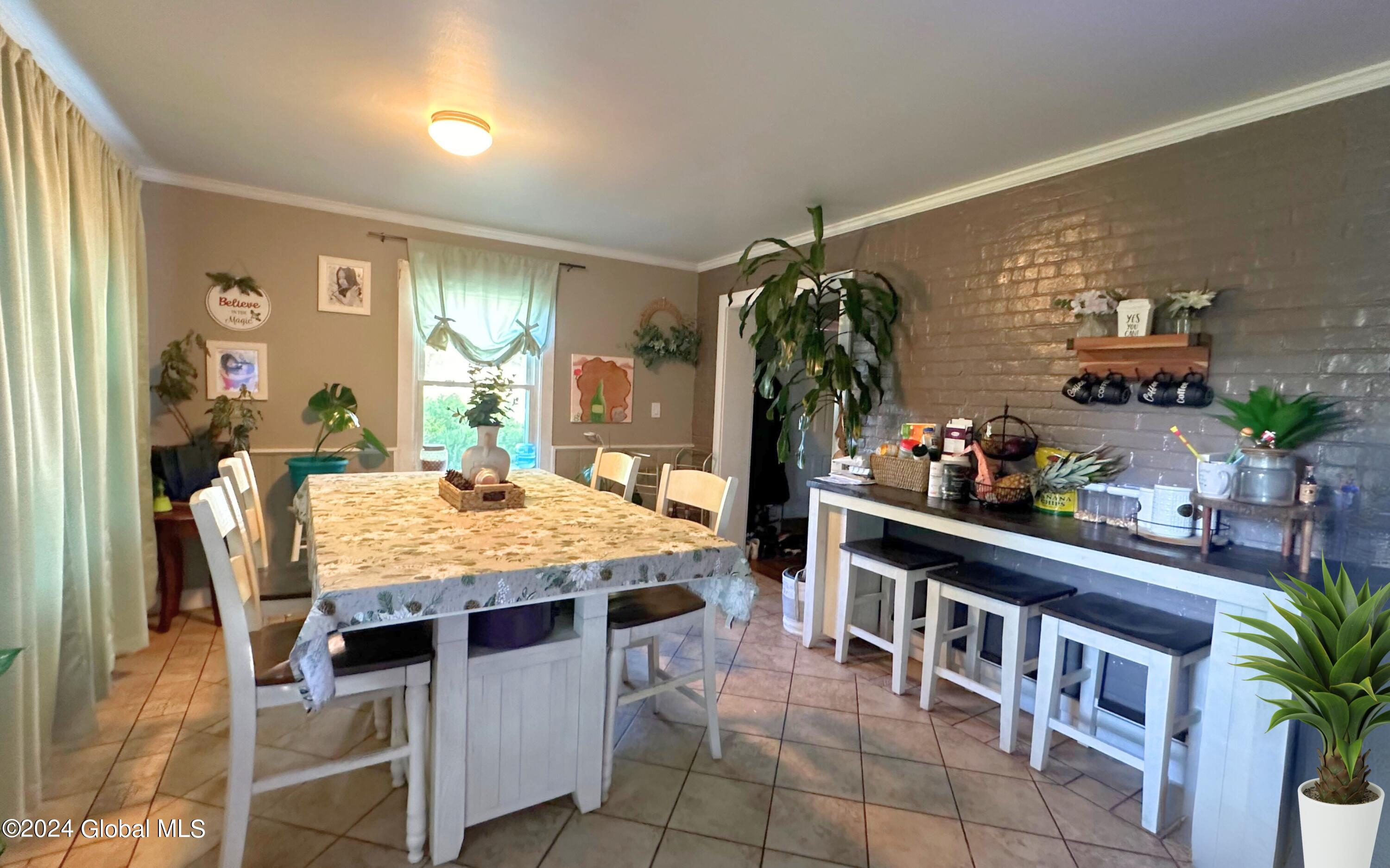 12 Allen Avenue