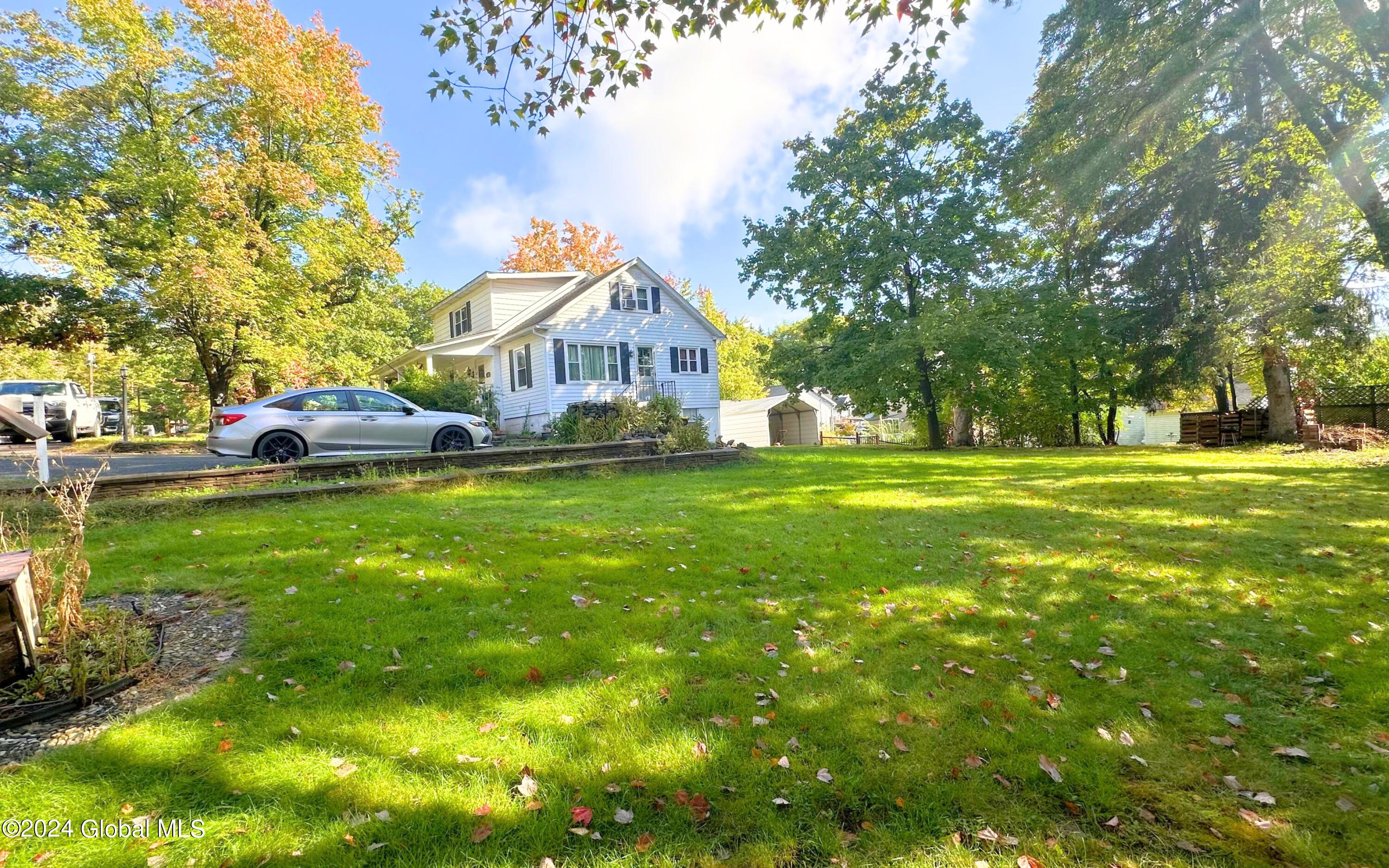 12 Allen Avenue