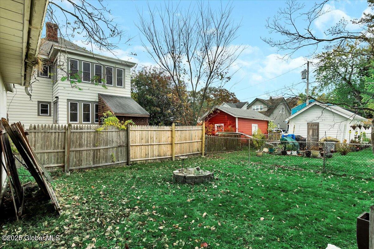 2006 9th Street