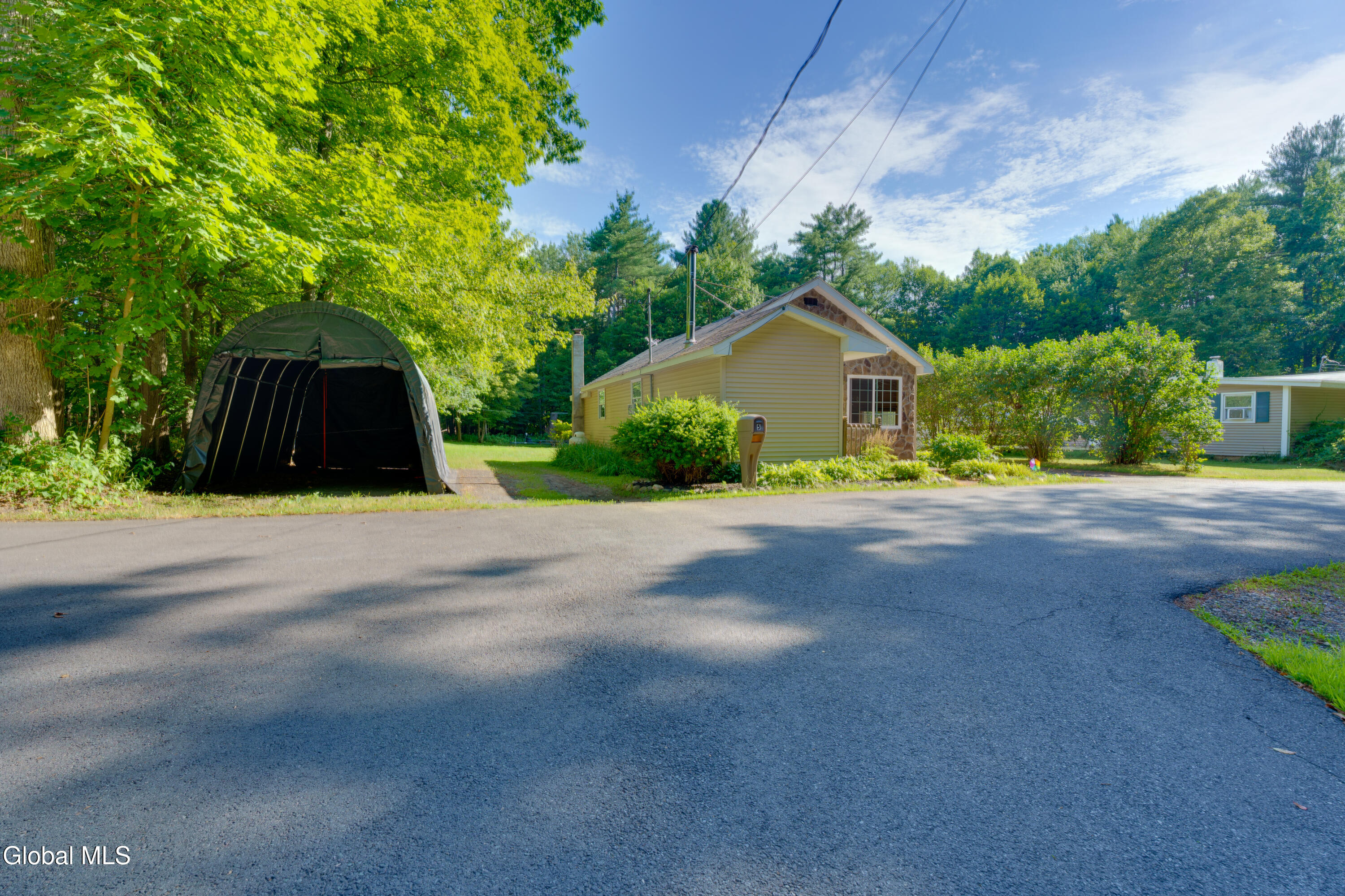 5 Lincoln Avenue