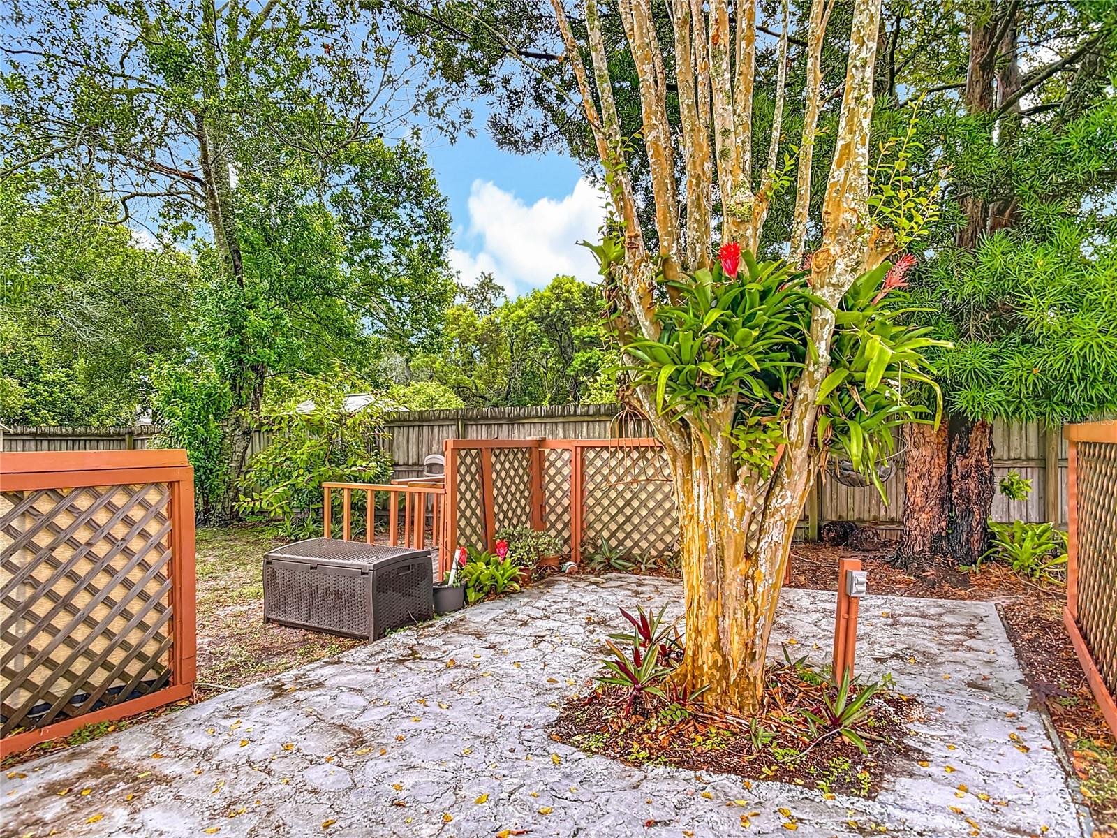 2607 SHEFFIELD DR