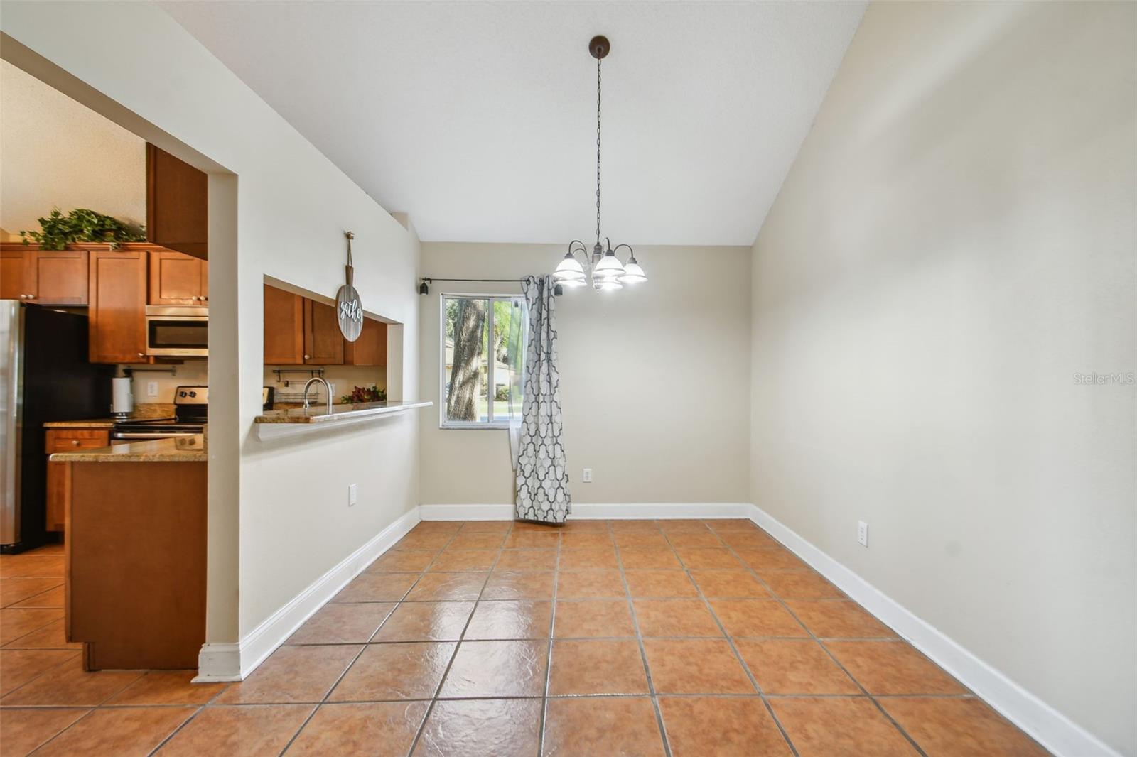 1409 TILLER WAY