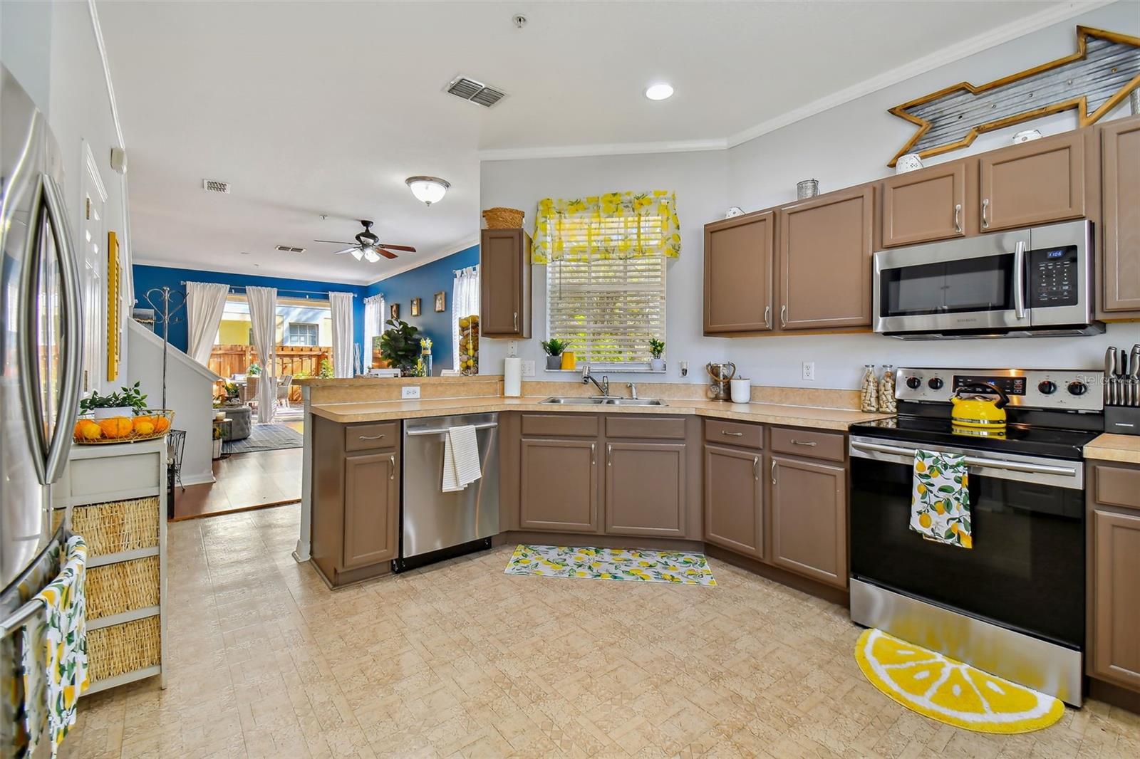 2035 FIESTA RIDGE CT