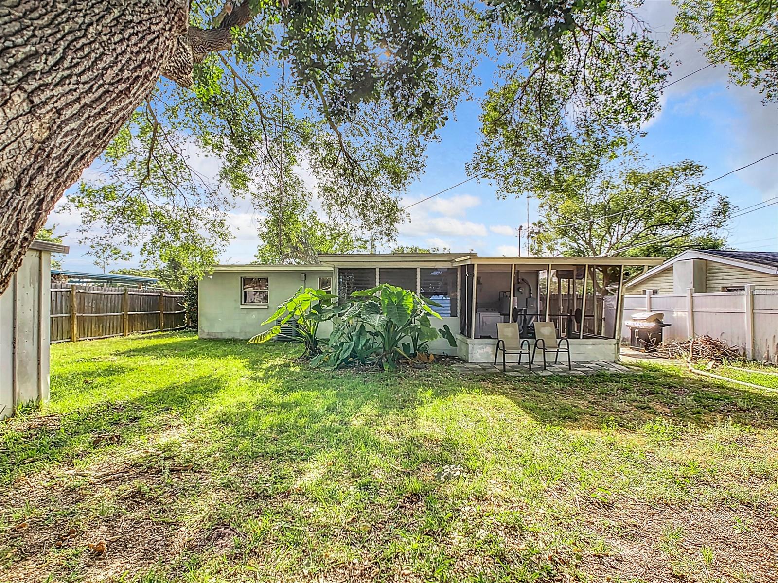 11048 105TH LN
