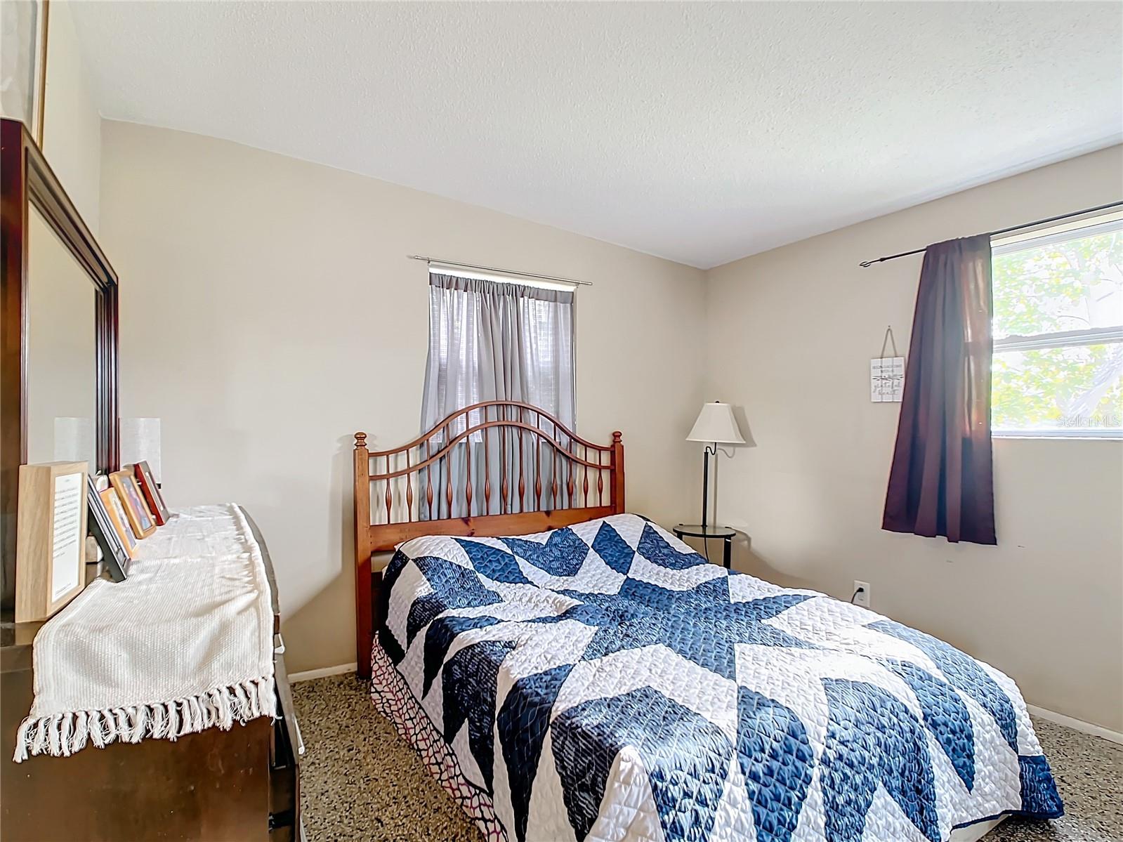 11048 105TH LN