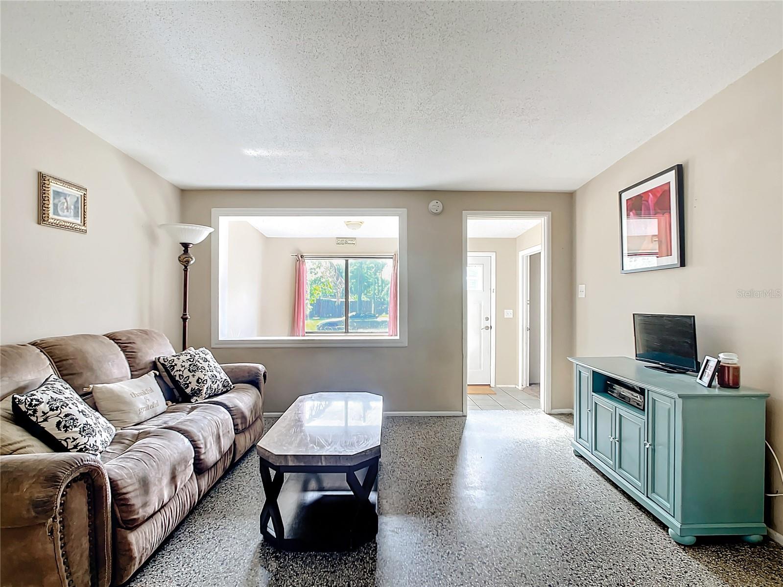 11048 105TH LN