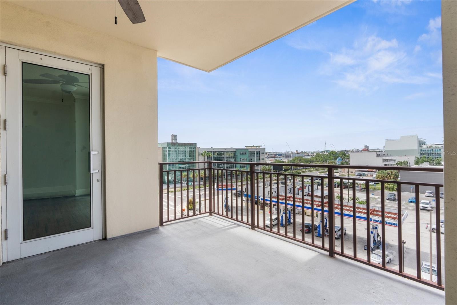 1238 E KENNEDY BLVD #501