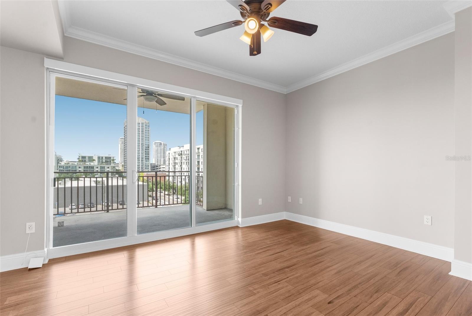 1238 E KENNEDY BLVD #501