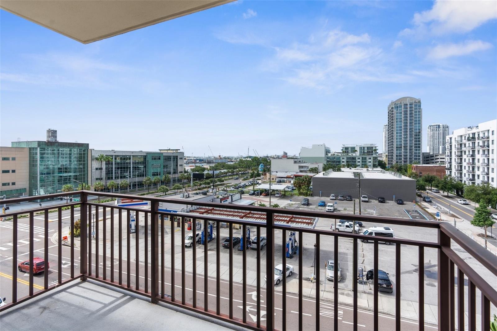 1238 E KENNEDY BLVD #501