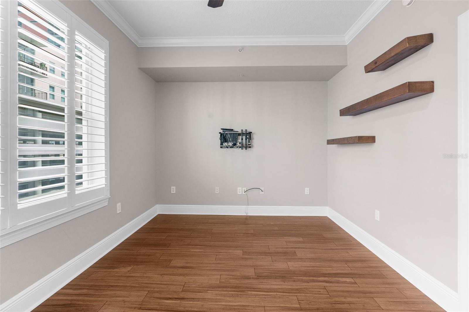 1238 E KENNEDY BLVD #501
