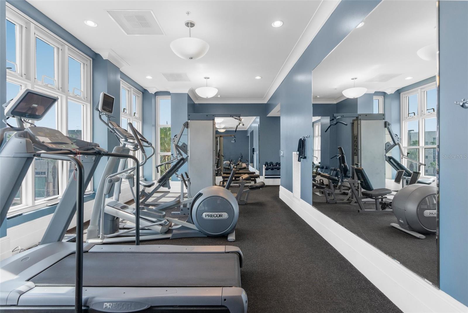1238 E KENNEDY BLVD #501