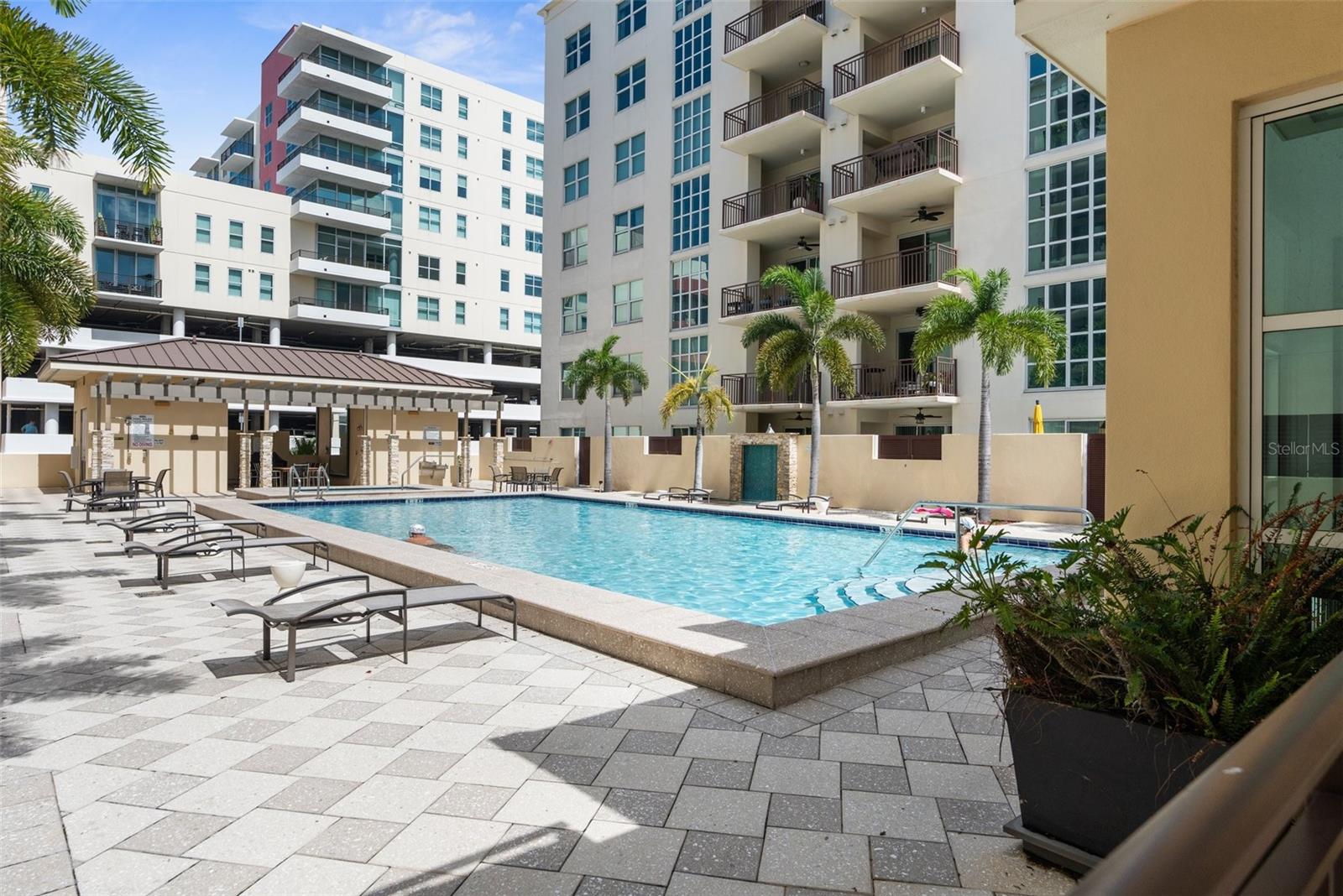 1238 E KENNEDY BLVD #501