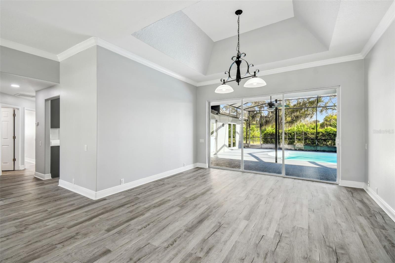8818 POE DR