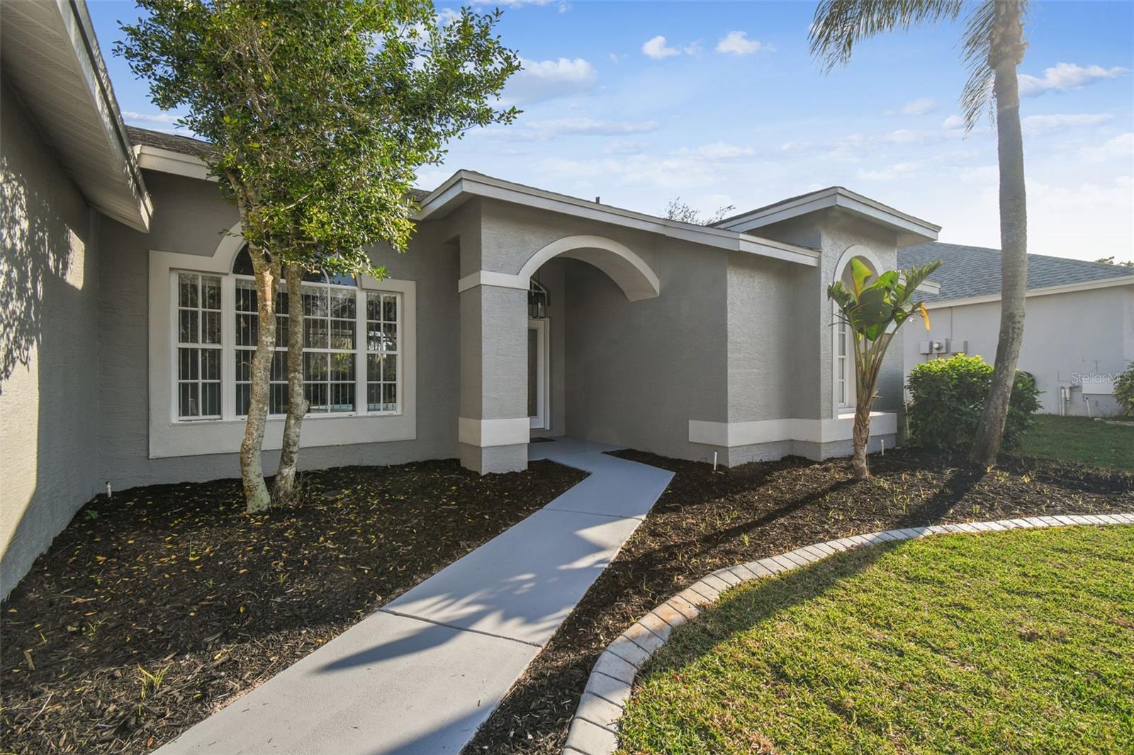 8818 POE DR