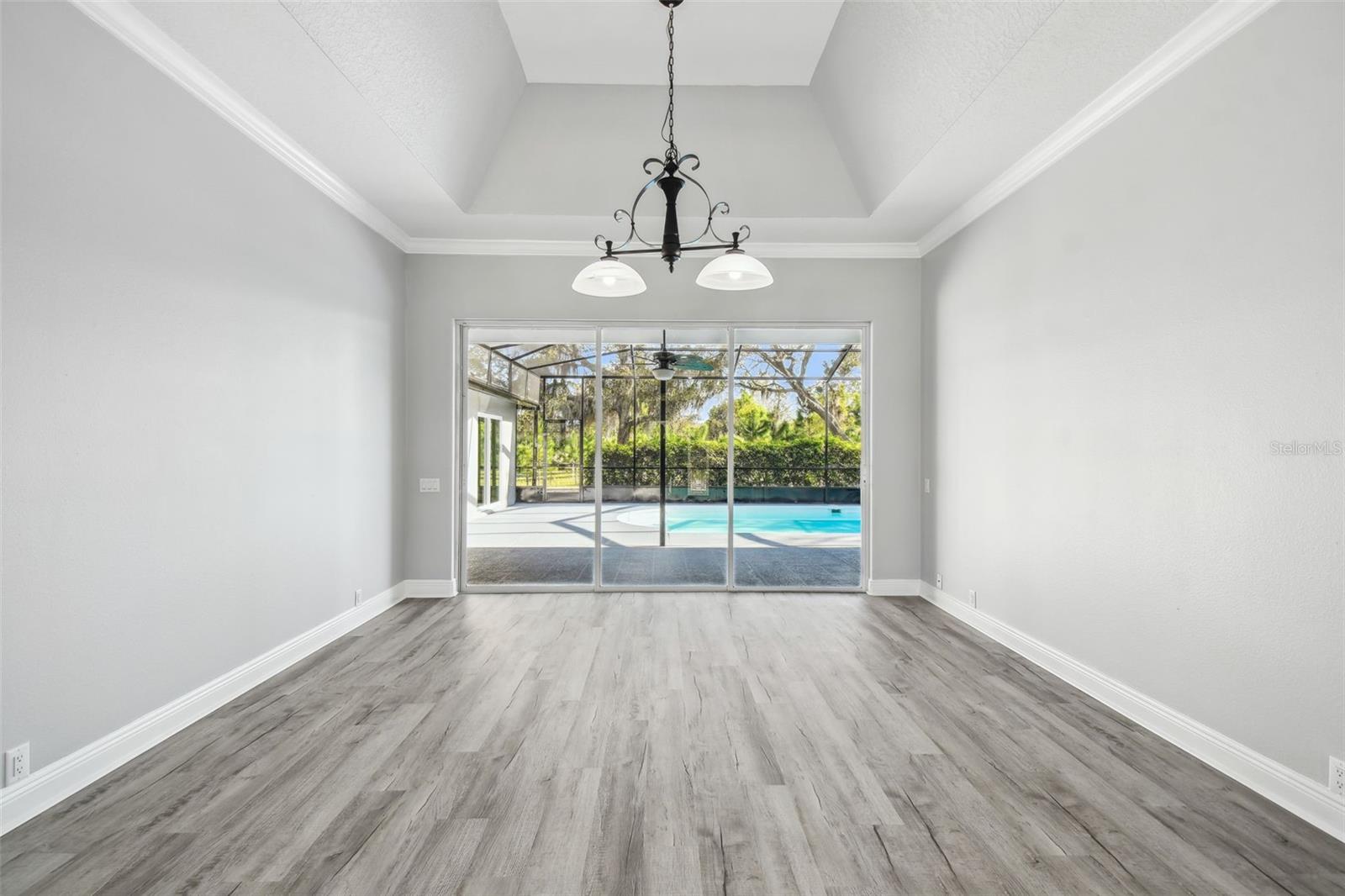 8818 POE DR