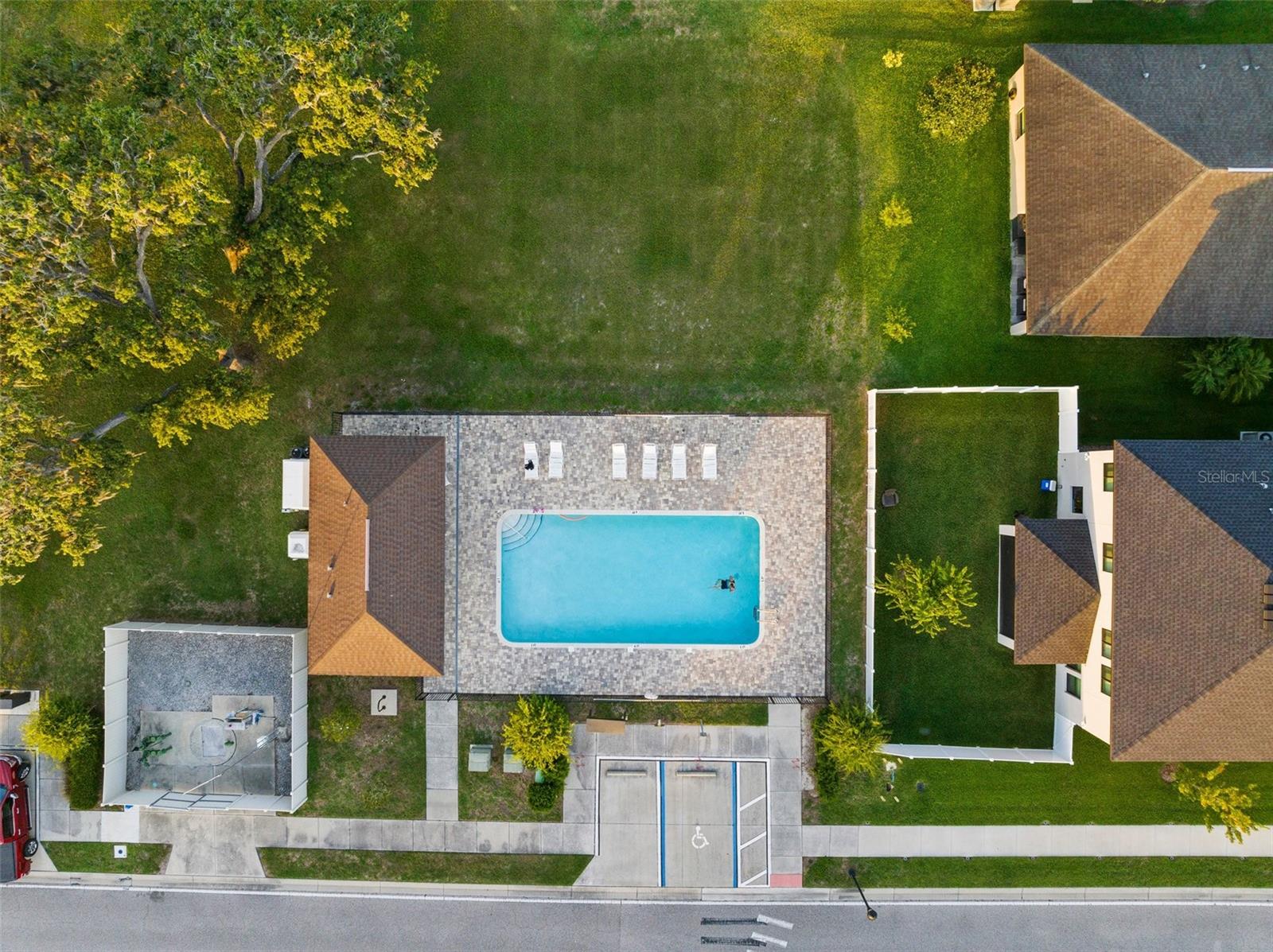 11597 WEAVER HOLLOW RD