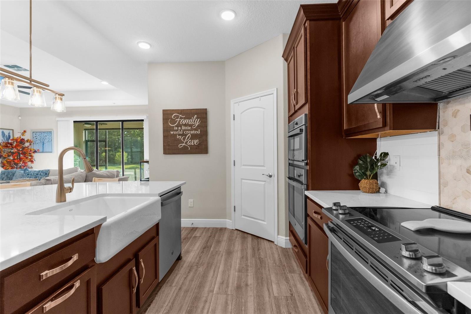 11597 WEAVER HOLLOW RD