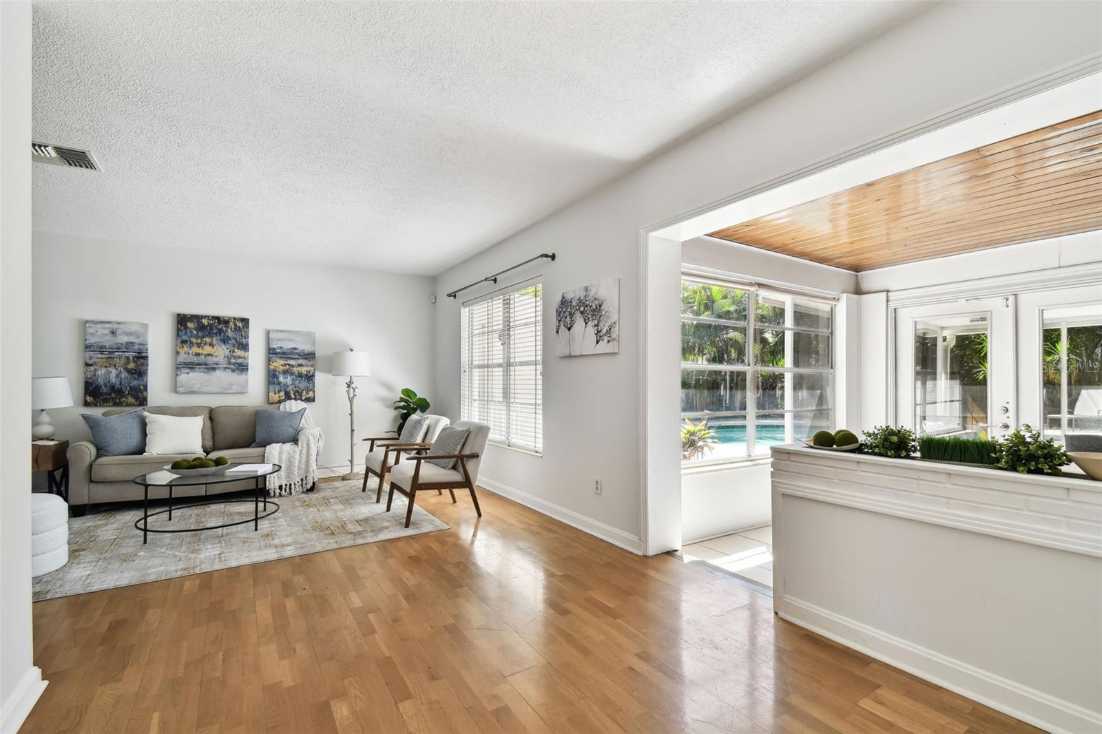 3818 W SAN MIGUEL ST