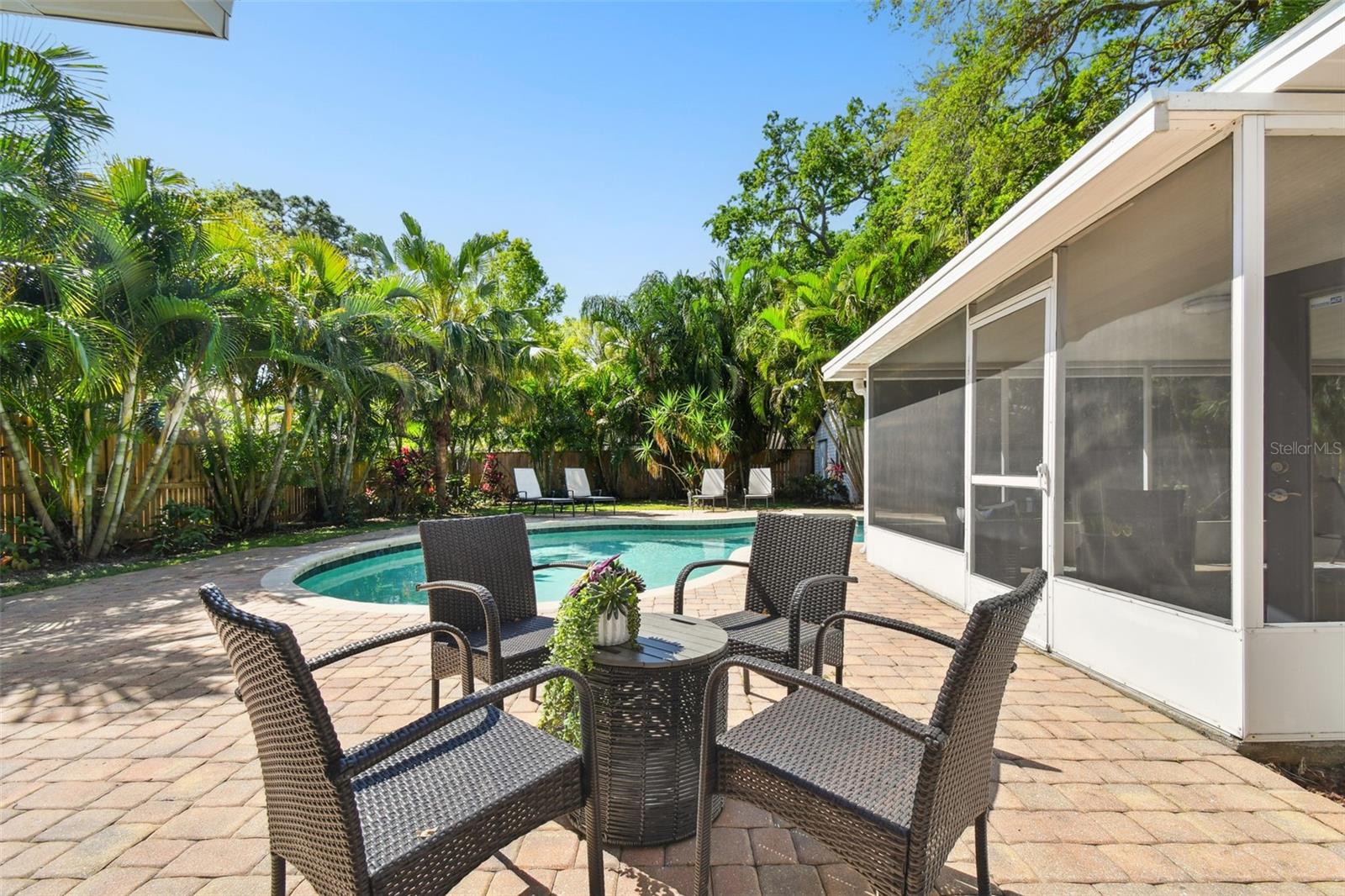 3818 W SAN MIGUEL ST