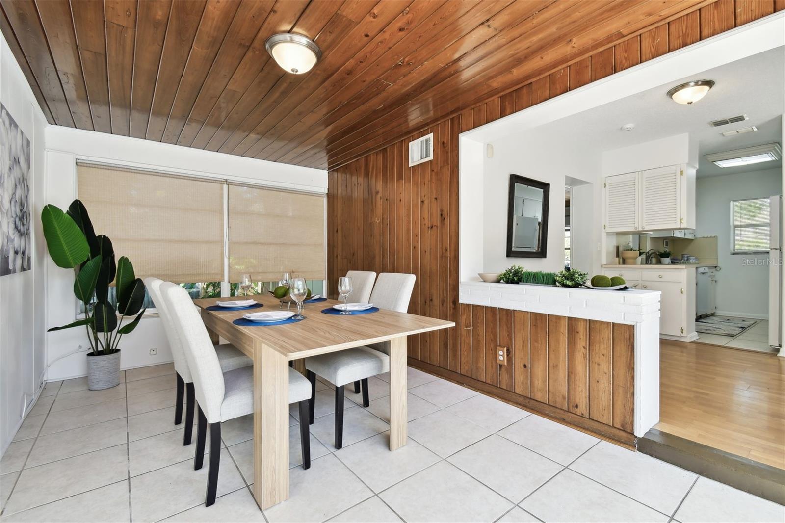 3818 W SAN MIGUEL ST