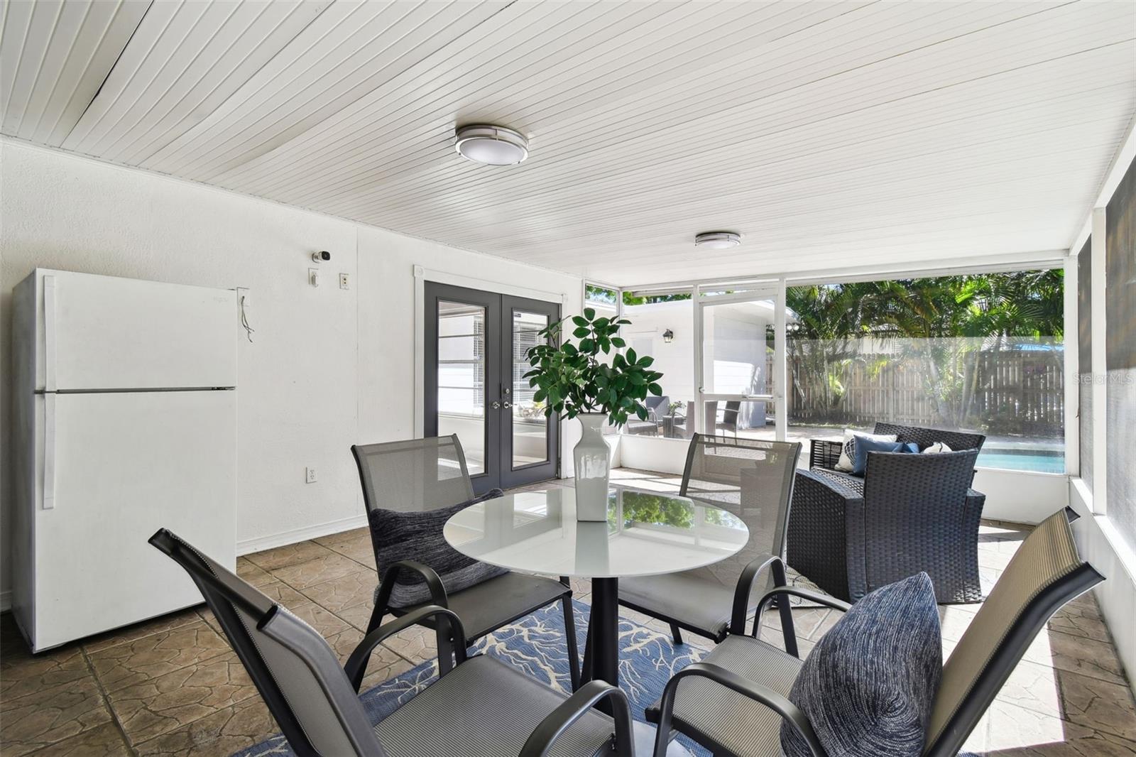 3818 W SAN MIGUEL ST